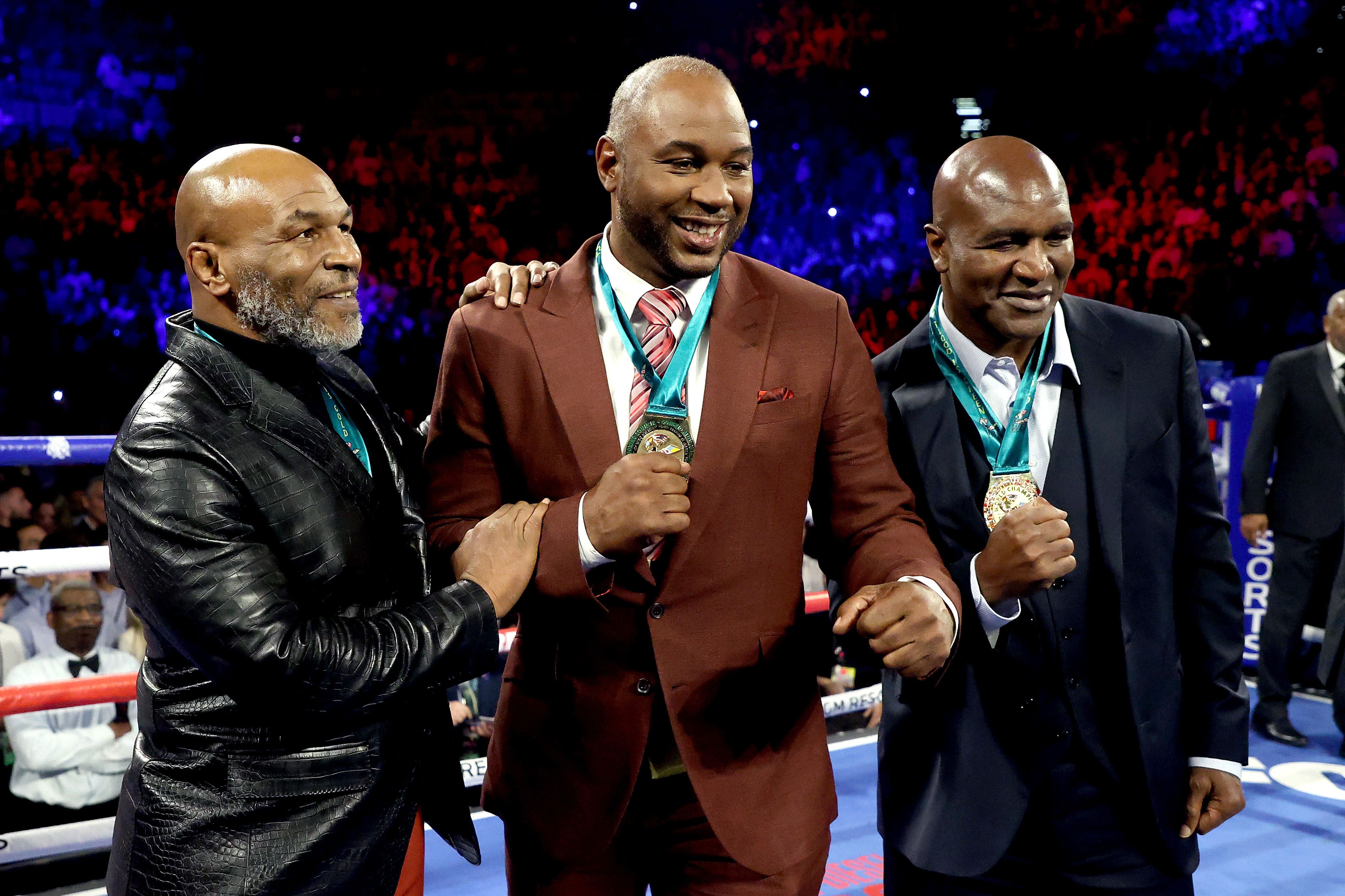 Mike Tyson, Lennox Lewis, dan Evander Holyfield.