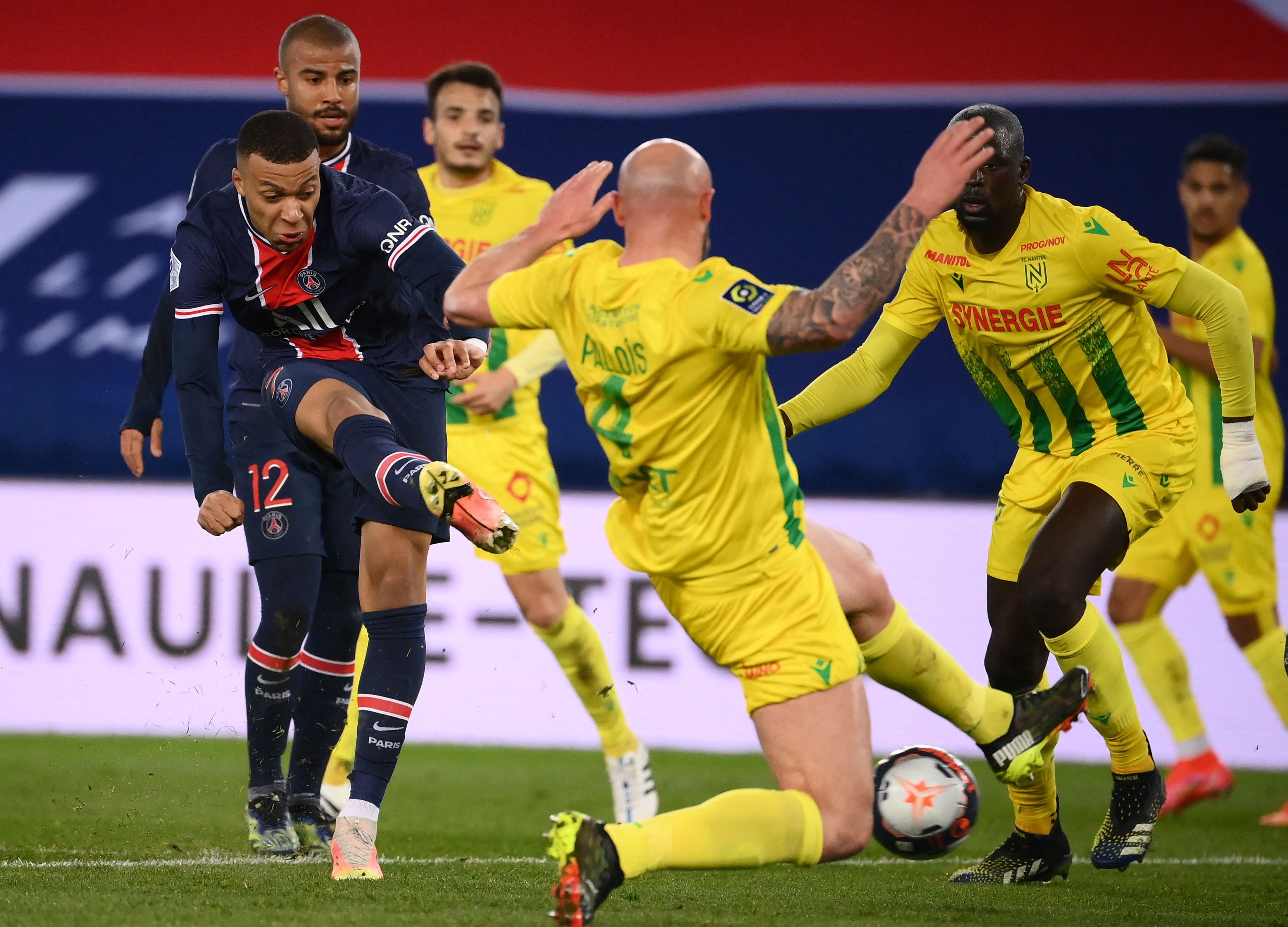 Serikat Pemain Prancis Tuding Klub Bersikap Diskriminatif