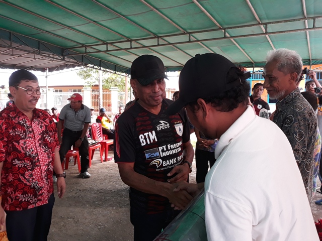 Ketua Umum Persipura, Benhur Tommi Mano dalam sebuah kesempatan.