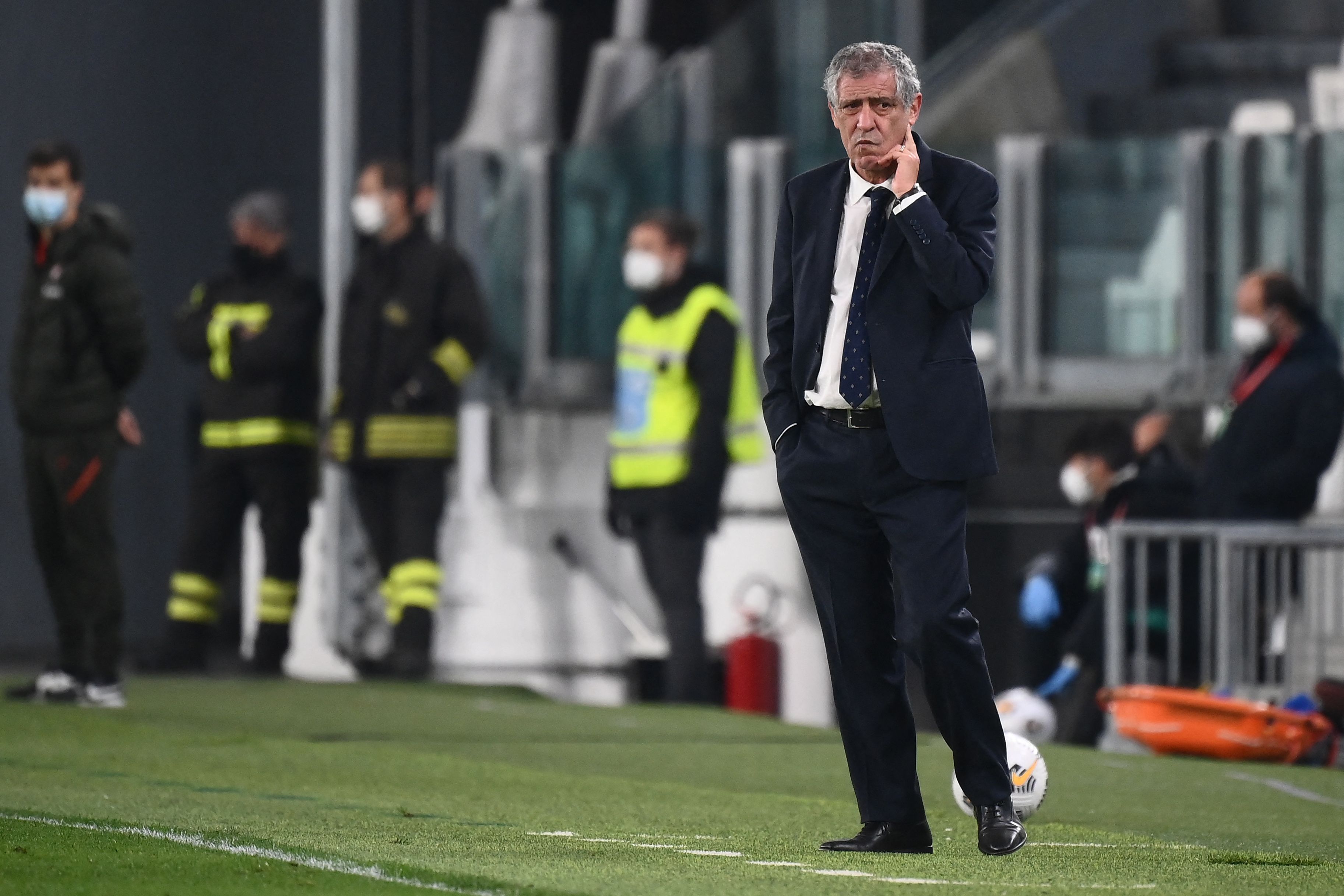 Pelatih Portugal Fernado Santos