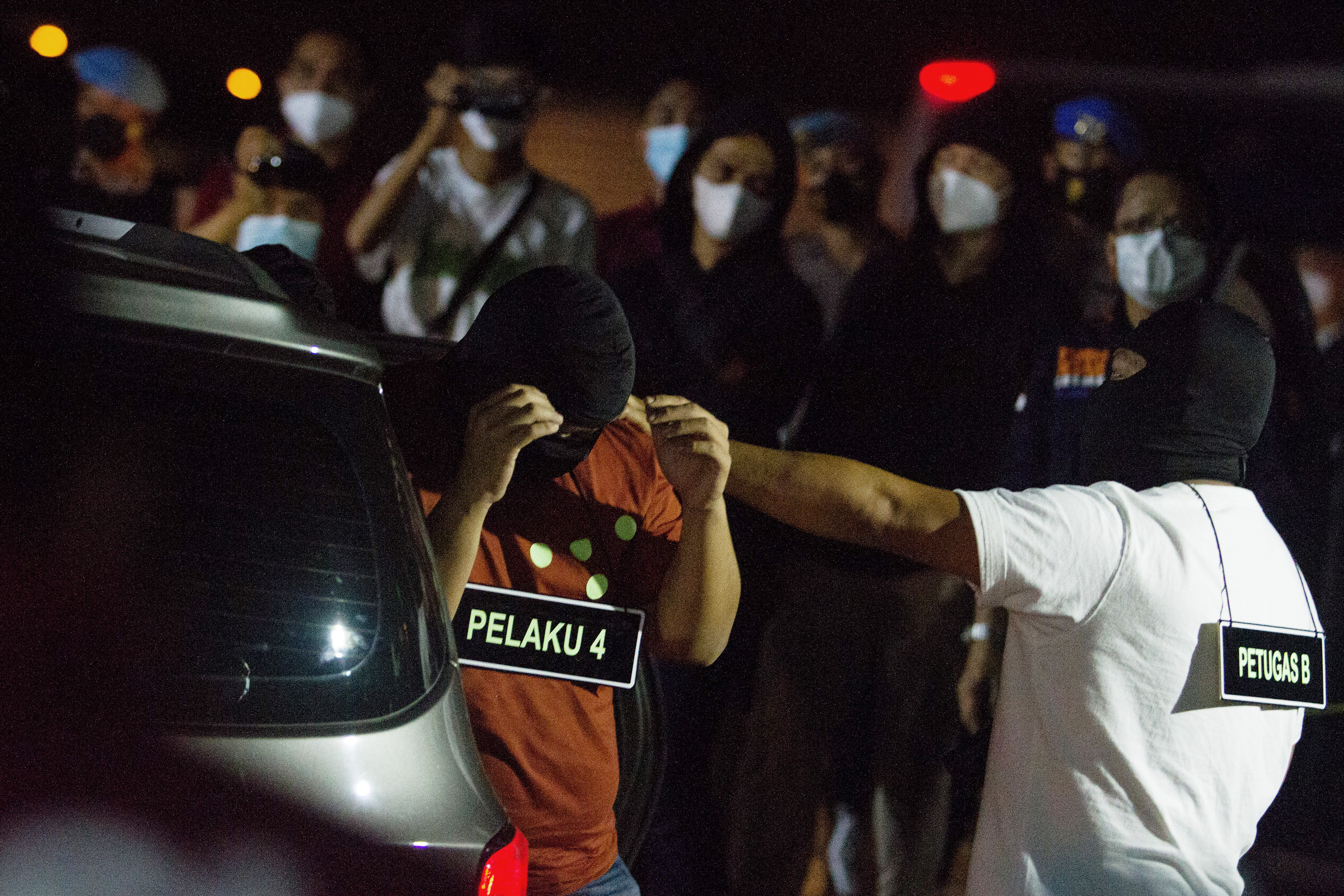 Adegan saat rekonstruksi kasus penembakan enam anggota laskar Front Pembela Islam (FPI) di Karawang, Jawa Barat.