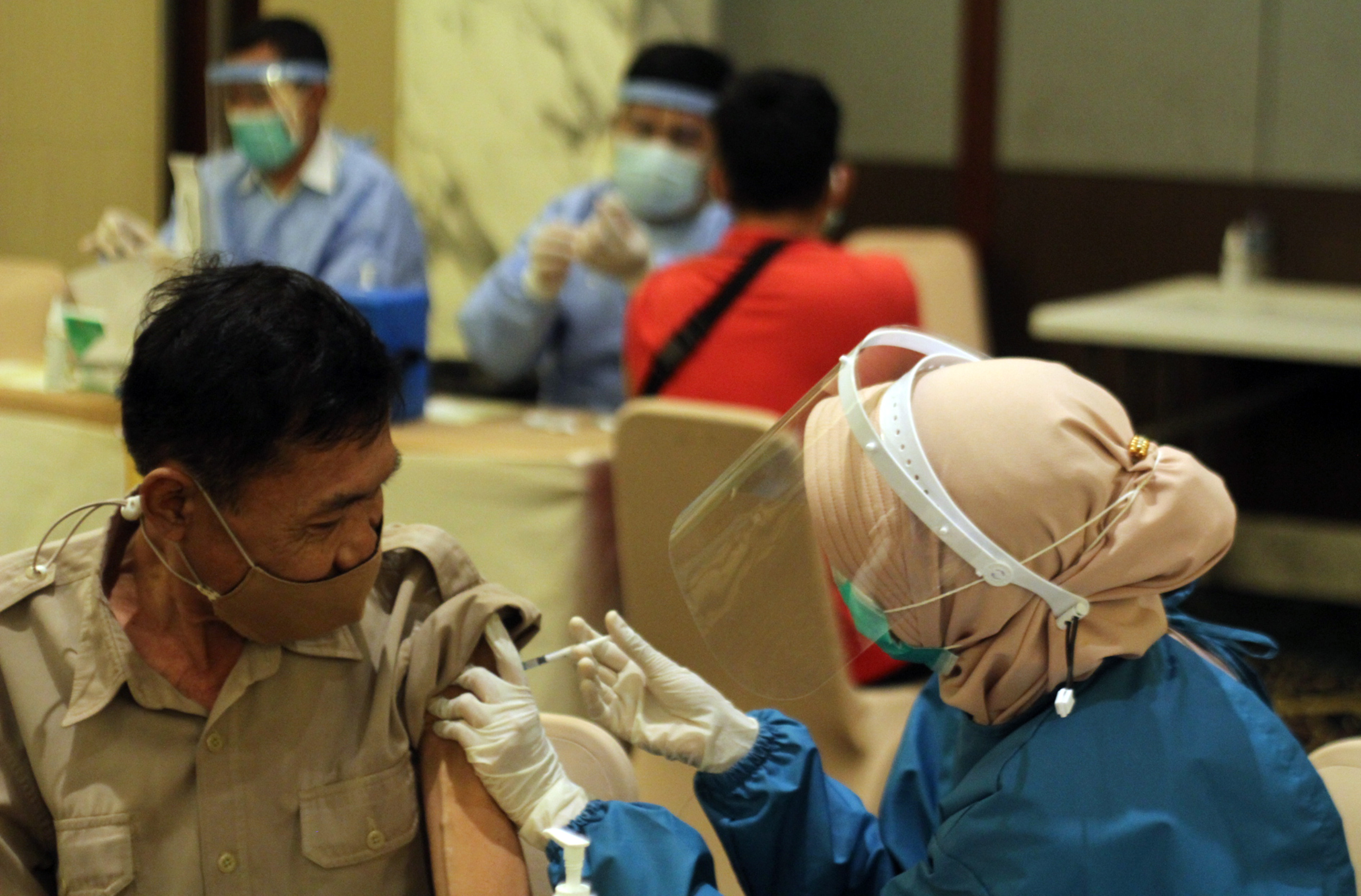 Survei FGSI: 97,73% Guru Bersedia Terima Vaksin Covid-19