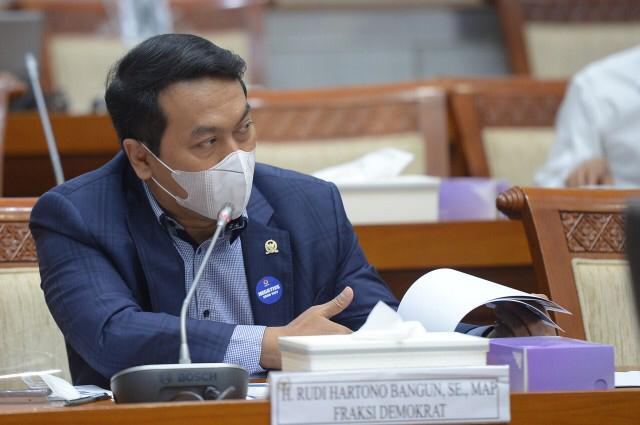 ANGGOTA Komisi VIII DPR RI Rudi Hartono Bangun