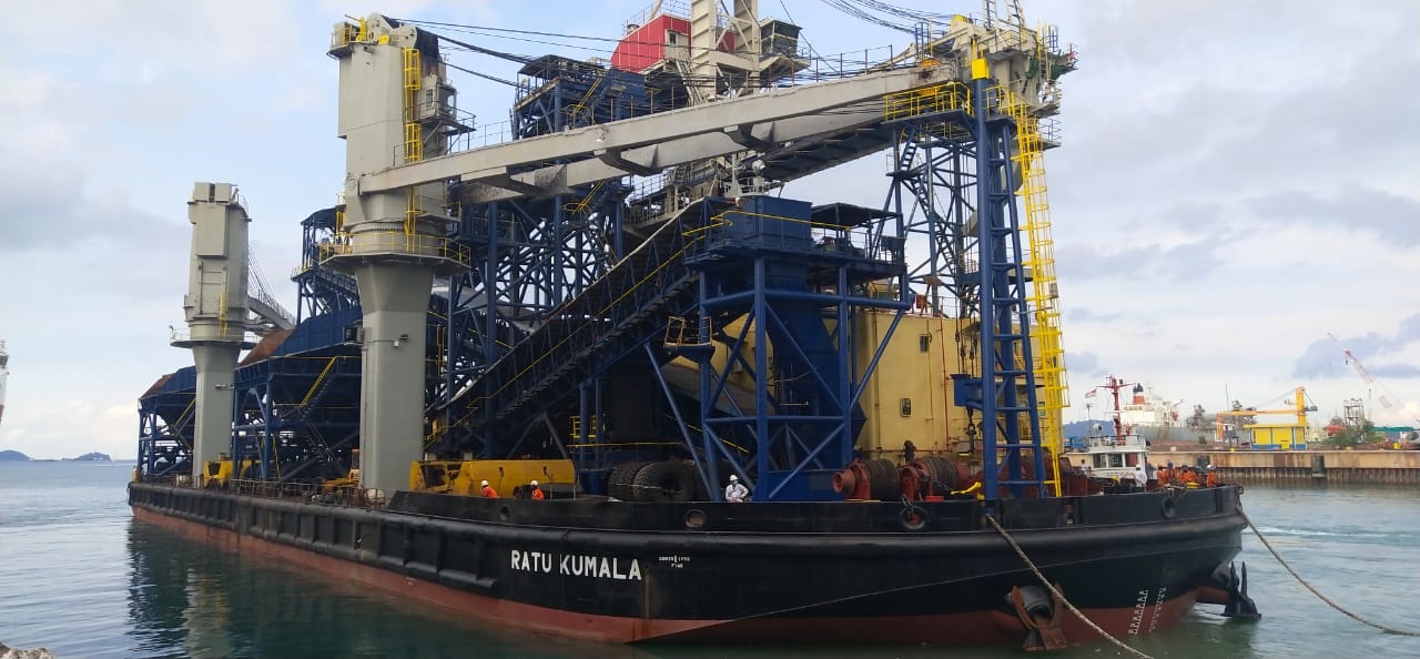 Kapal milik Pelita Samudera Shipping Tbk