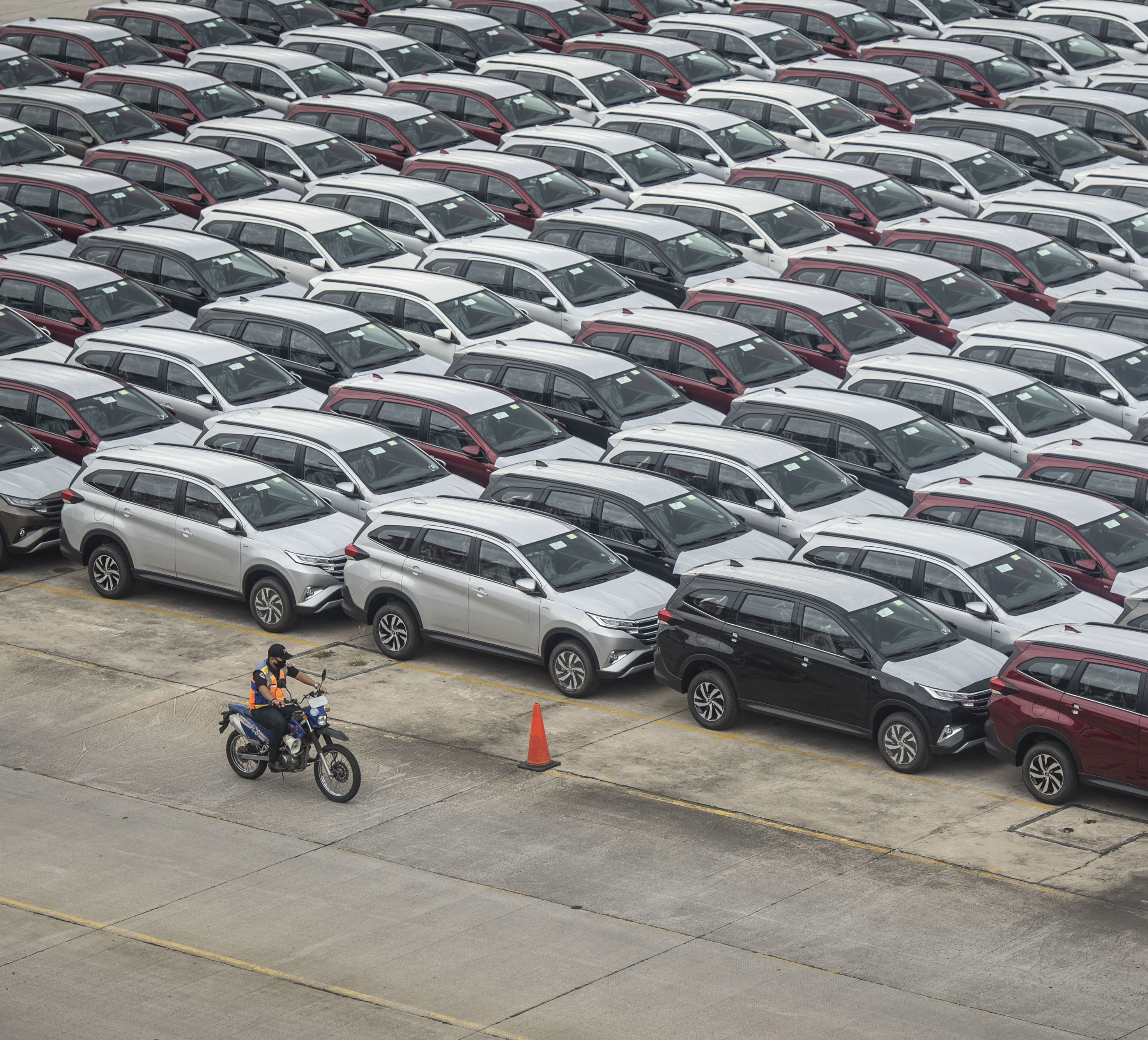 Penanganan CBU Ekspor IPCC Meningkat di Februari