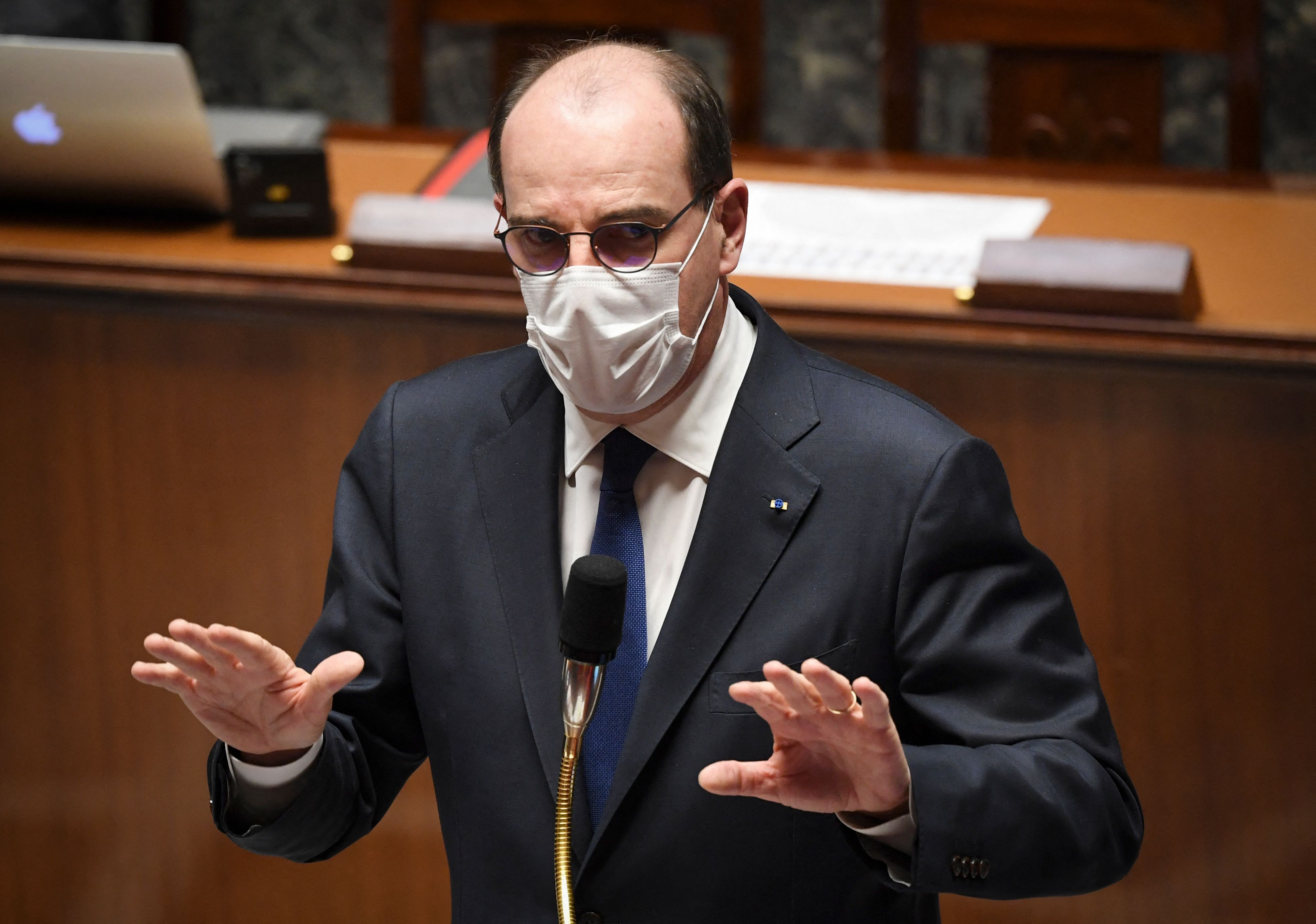 PM Prancis Siap Divaksin AstraZeneca