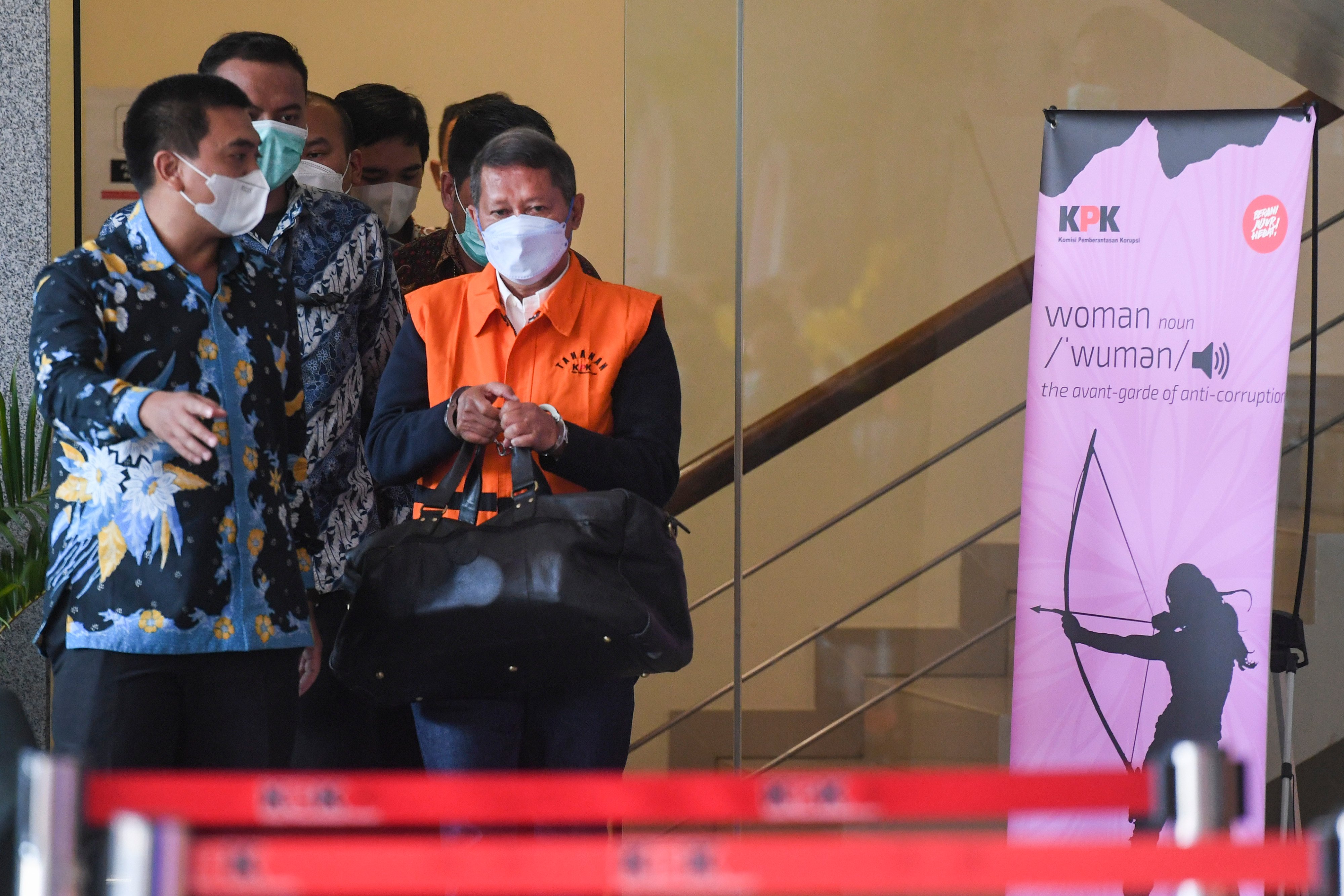 Manta Direktur Utama Pelindo II RJ Lino ditahan KPK