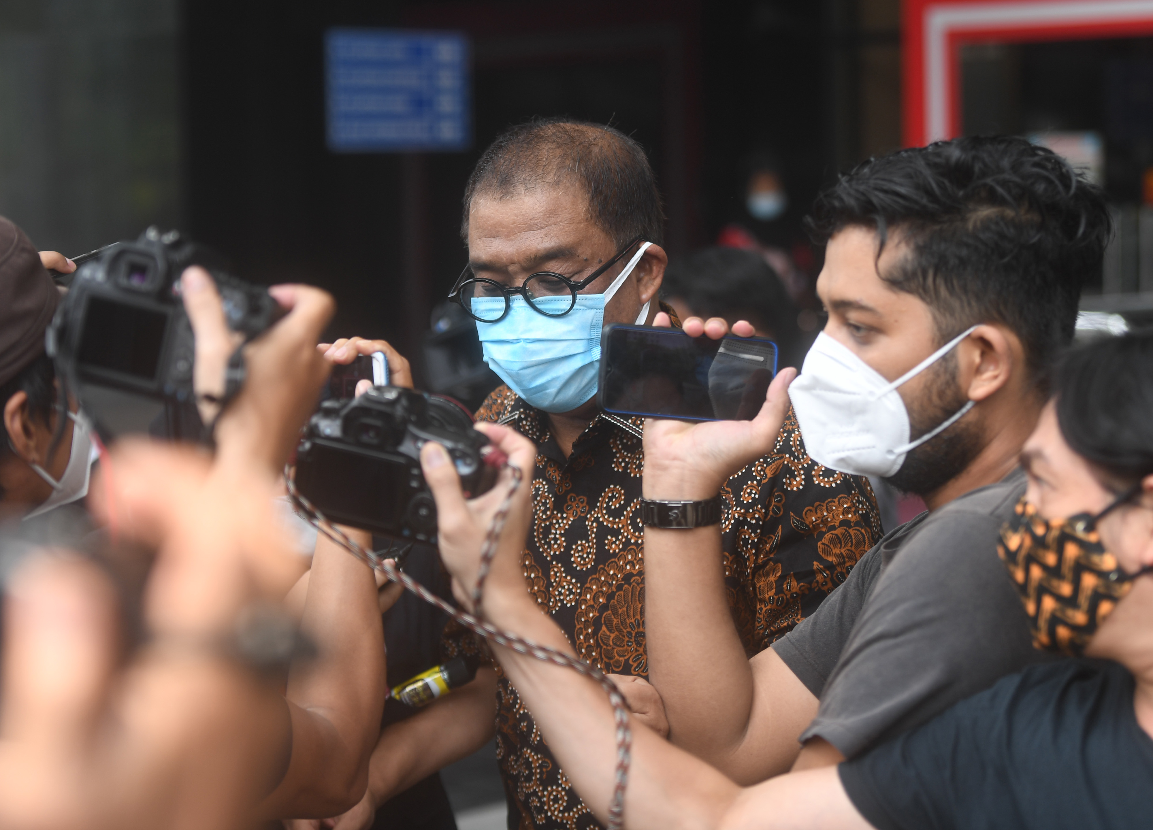 KPK Dalami Jatah Juliari dari 3 Vendor Bansos