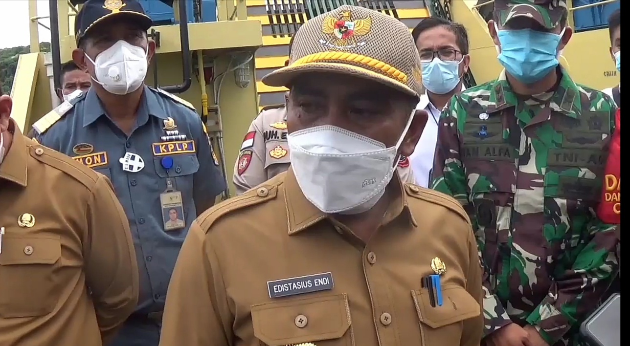 Bupati Edistasius Endi dihari pertama masuk kerja langsung sidak di sejumlah OPD di Pemkab Manggarai Barat, Senin (1/3/2021)