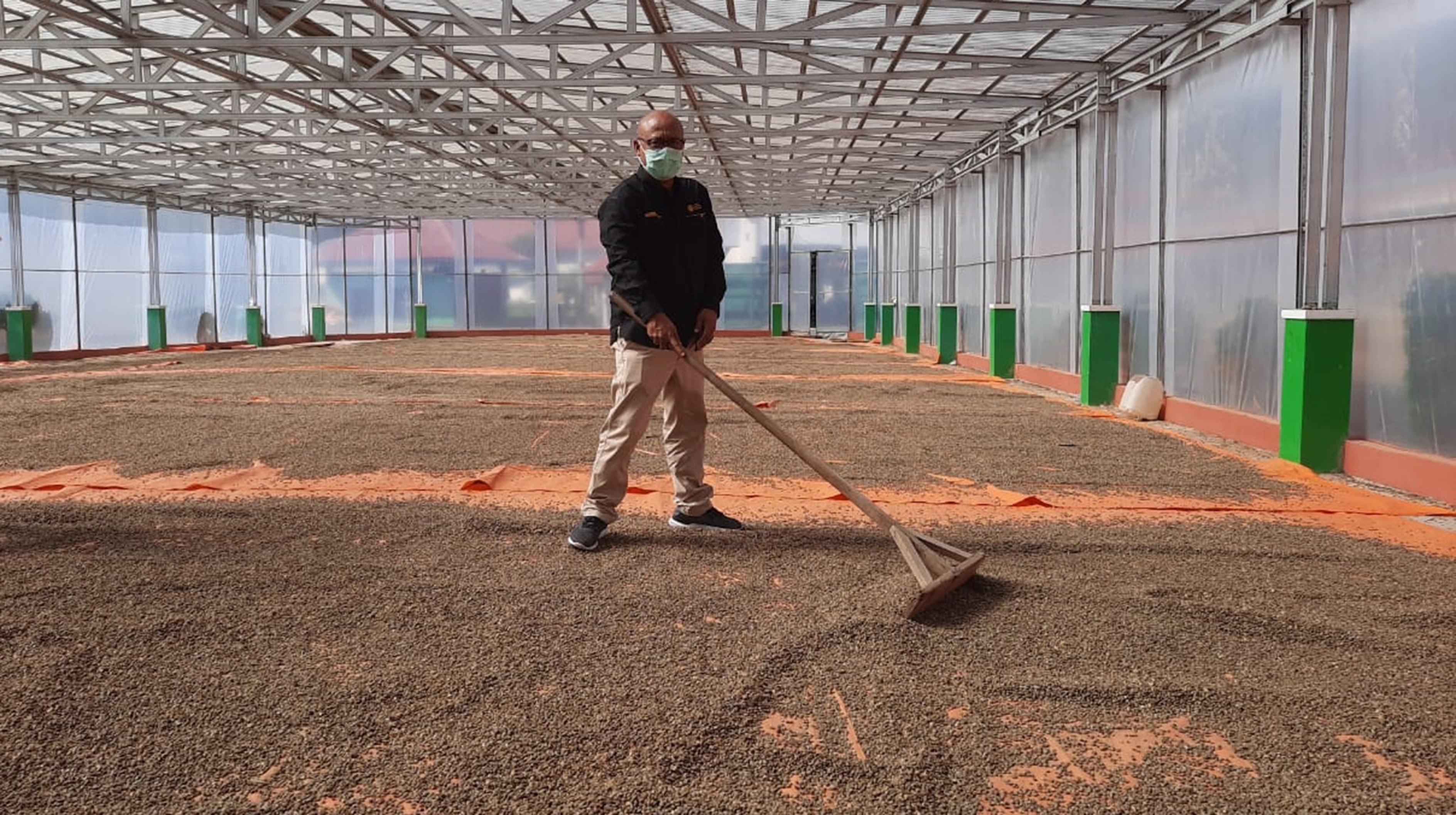 Direktur Utama PT Kliring Berjangka Indonesia (Persero) Fajar Wibhiyadi.