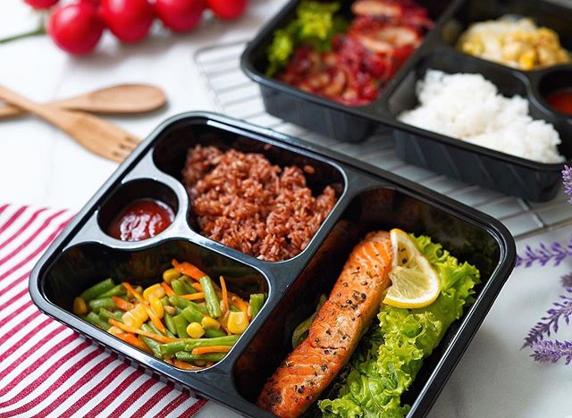 Menu bukan hanya memenuh standar gizi tetapi juga bisa menurunkan berat badan dan menjaga kesehatan. 