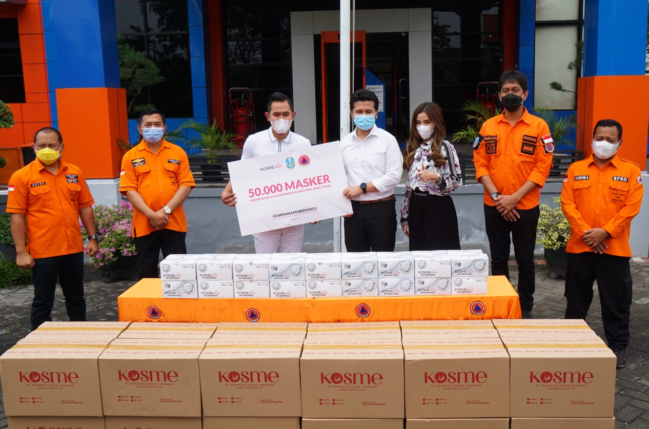 BPBD (Badan Penanggulangan Bencana Daerah) Jawa Timur mendapat sumbangan 50 ribu masker.