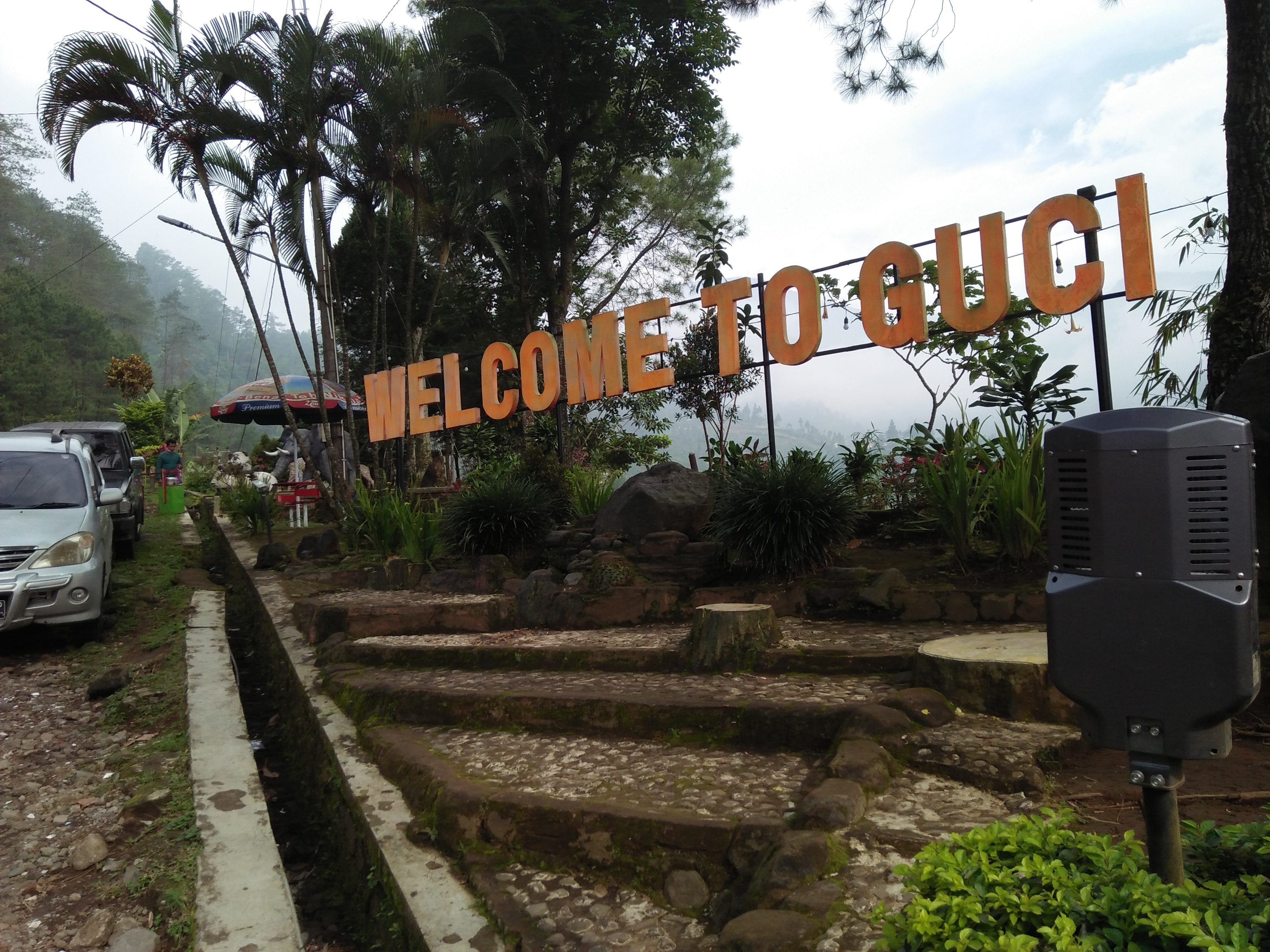  Masuk Obyek Wisata Guci di Tegal Sekarang Bisa Bayar Nontunai 