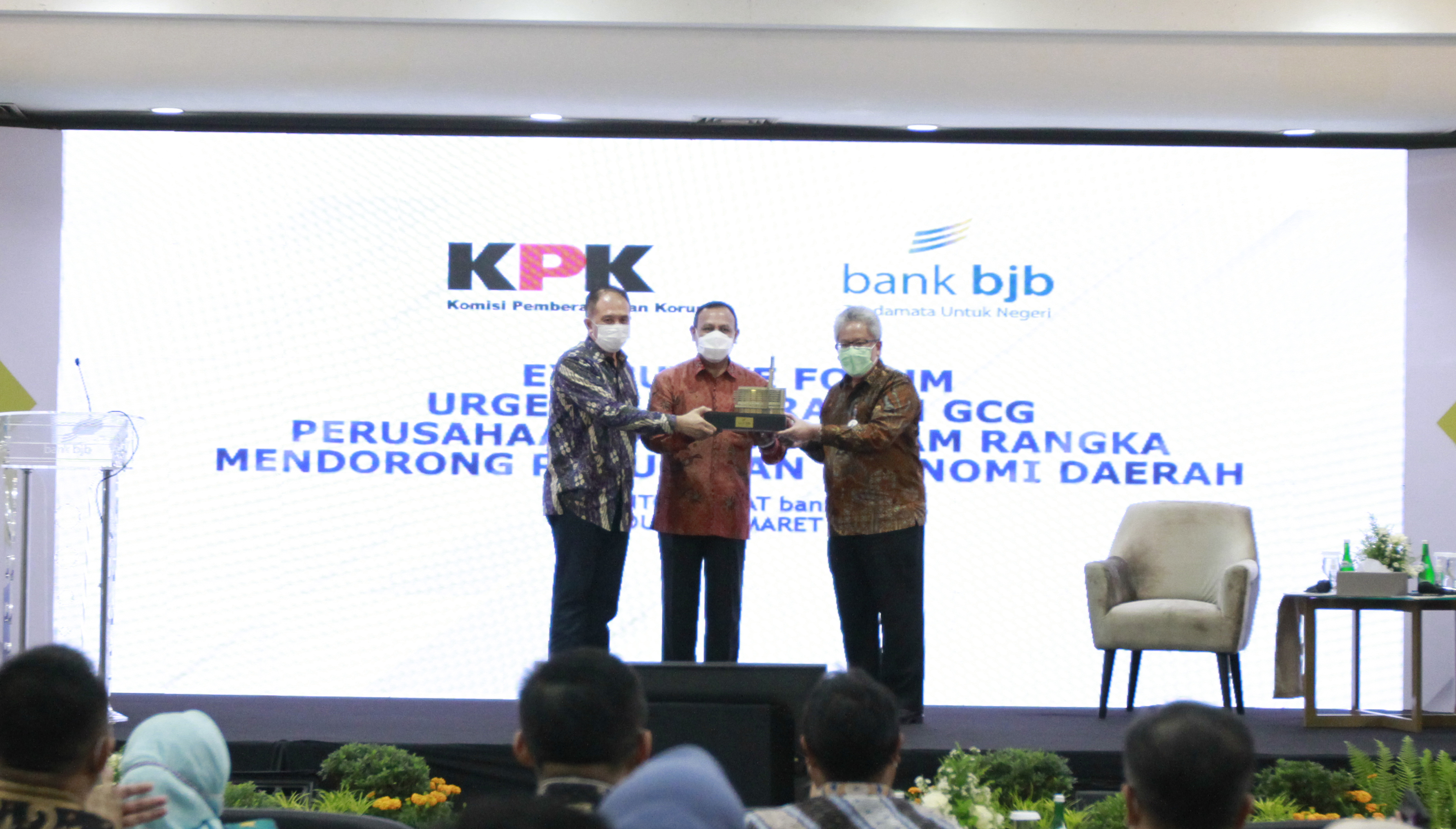 etua KPK Firli Bahuri menghadiri acara Executive Forum di Menara Bank BJB, Jalan Naripan, Kota Bandung, Selasa (16/3).