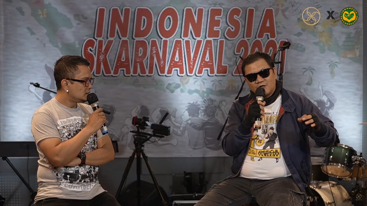 Wirastomo dari Indonesia Ska Connection (kanan).