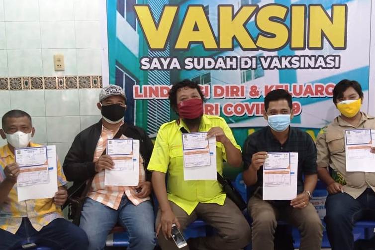 Beberapa wartawan penerima vaksin covid-19.