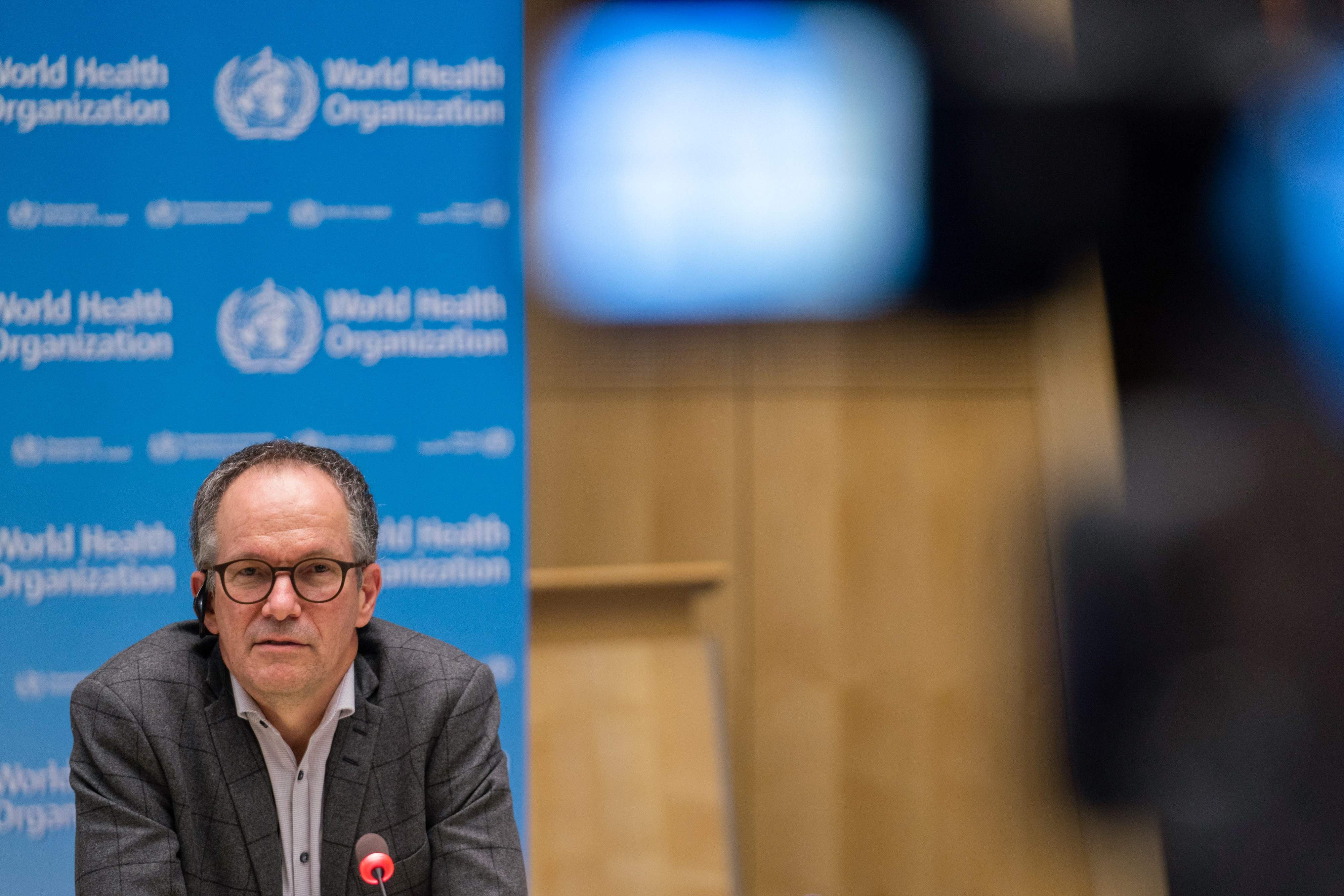 Kepala tim peneliti WHO melakukan perjalanan ke Tiongkok, Peter Ben Embarek