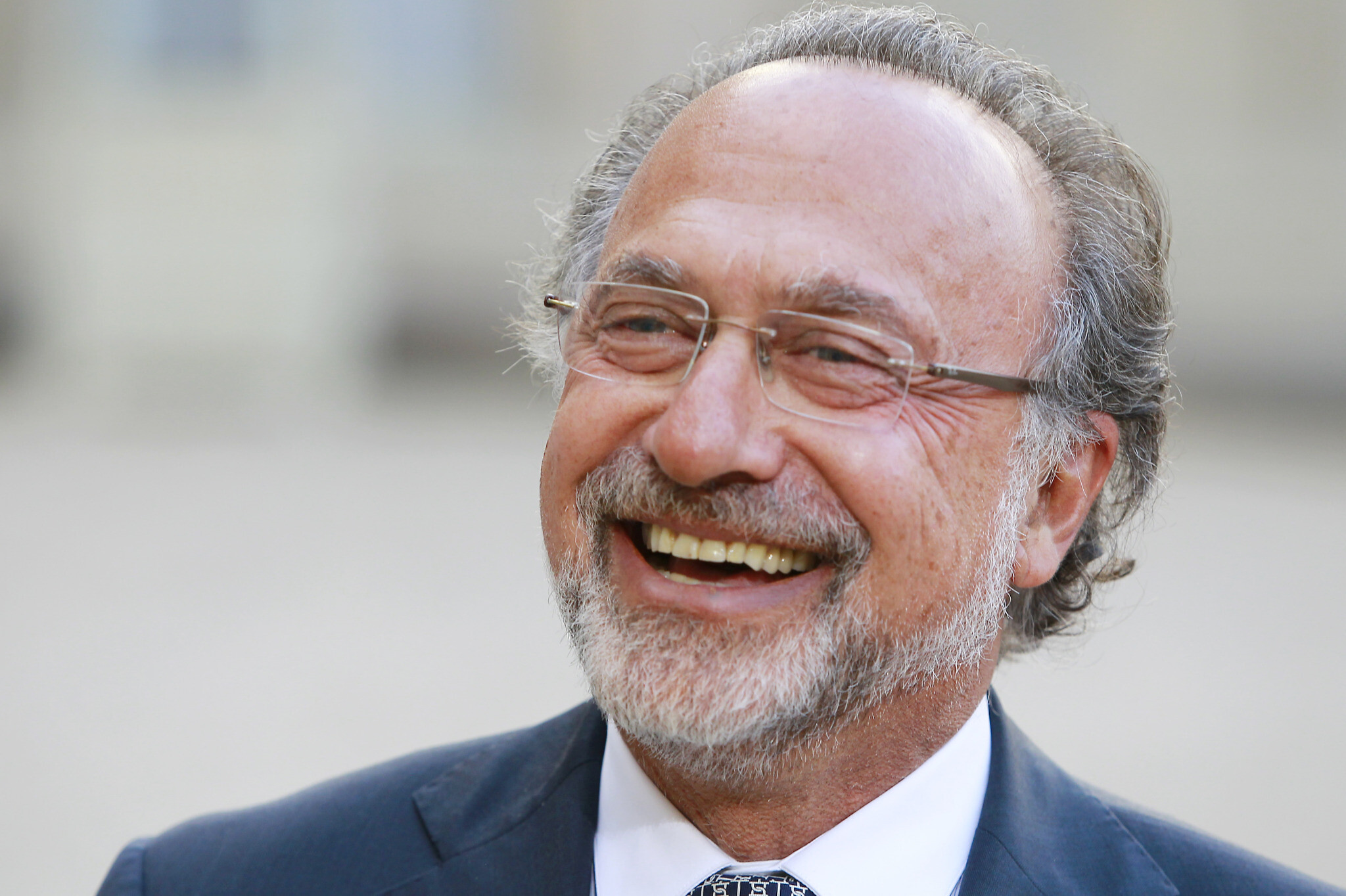 Miliader dan Politisi Prancis Tewas dalam Kecelakaan Helikopter