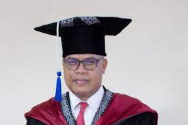 Rektor ISI Denpasar Prof Dr Wayan 