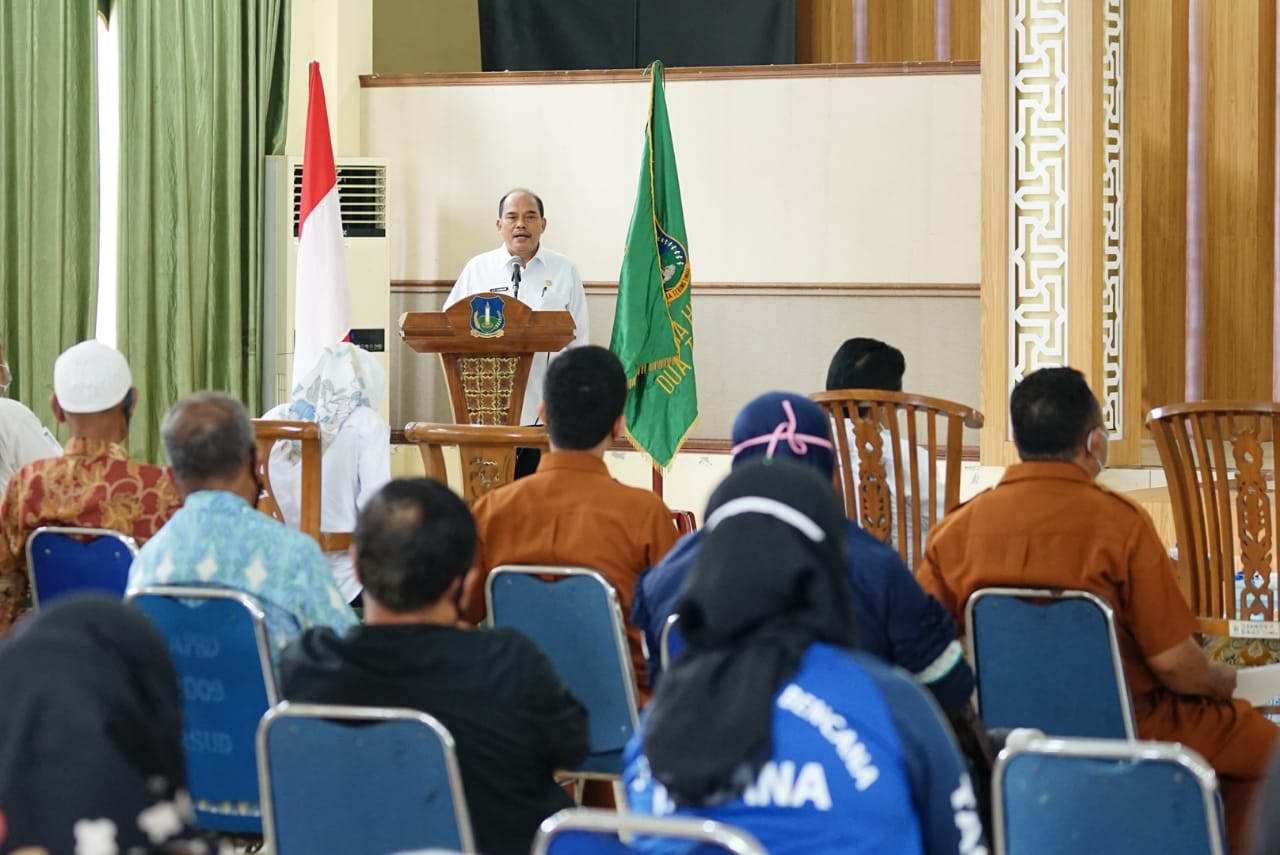 Wali Kota Tebingtinggi Umar Zunaidi Hasibuan berbicara dalam rapat koordinasi, sosialisasi, dan pembentukan Kampung Siaga Bencana (KSB).