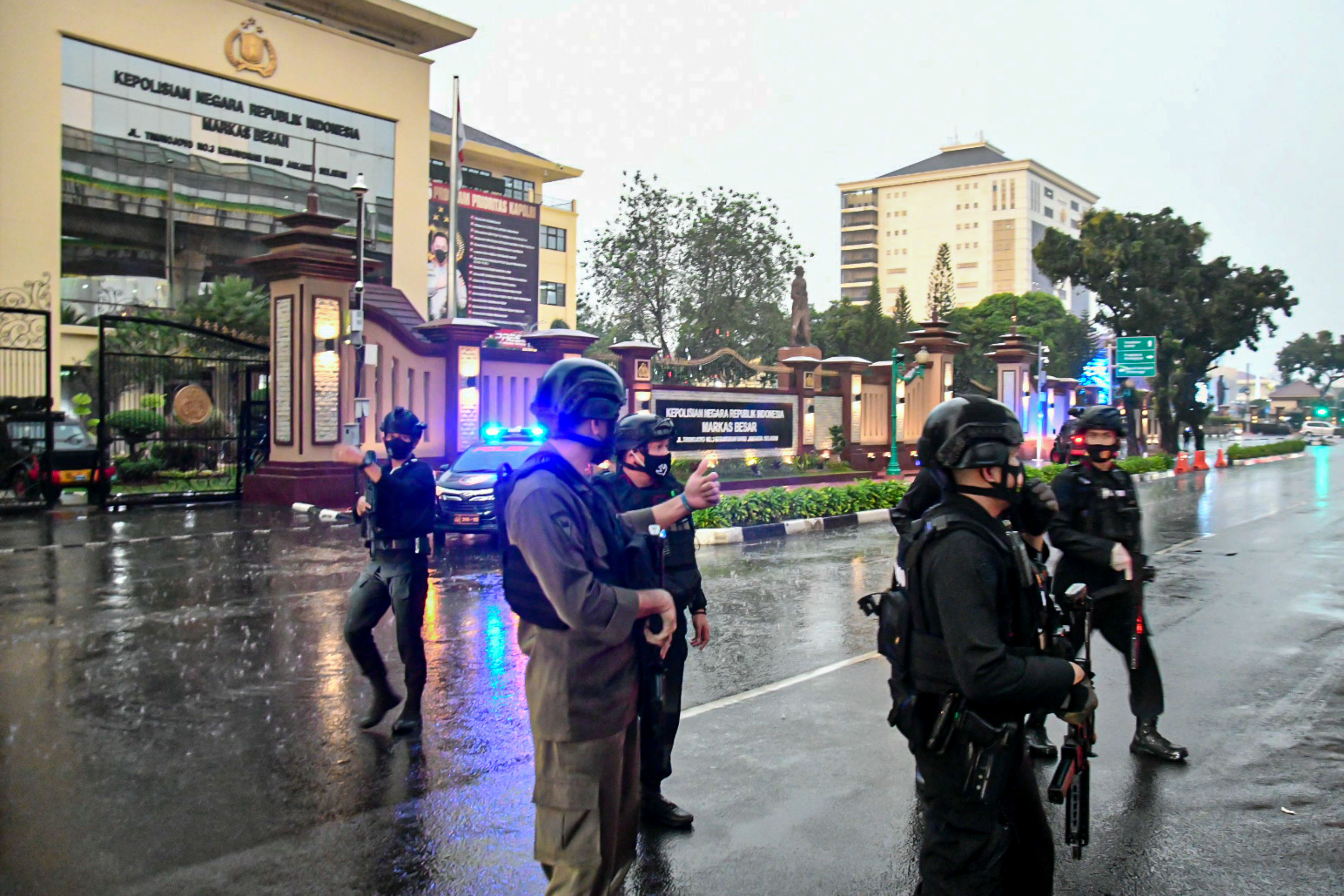 Mabes Polri dijaga ketat pasca serangan terduga teroris, Rabu (31/3/2021)