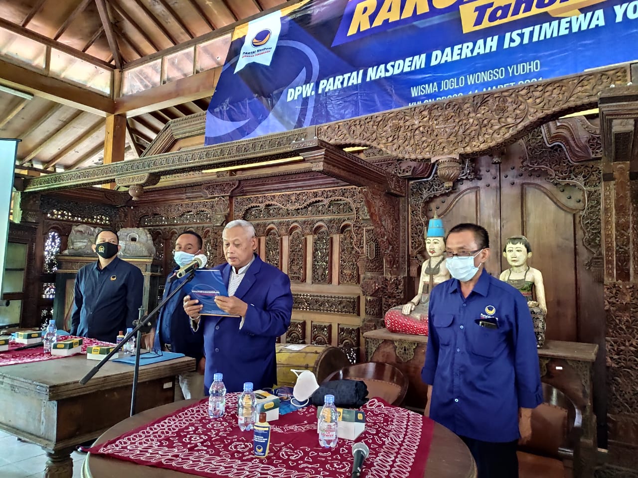  Rapat Koordinasi wilayah DPW NasDem DI Yogyakarta di Wisma Joglo Wongso Yudo, Giripurwo, Kabupaten Kulonprogo, Minggu (14/3).