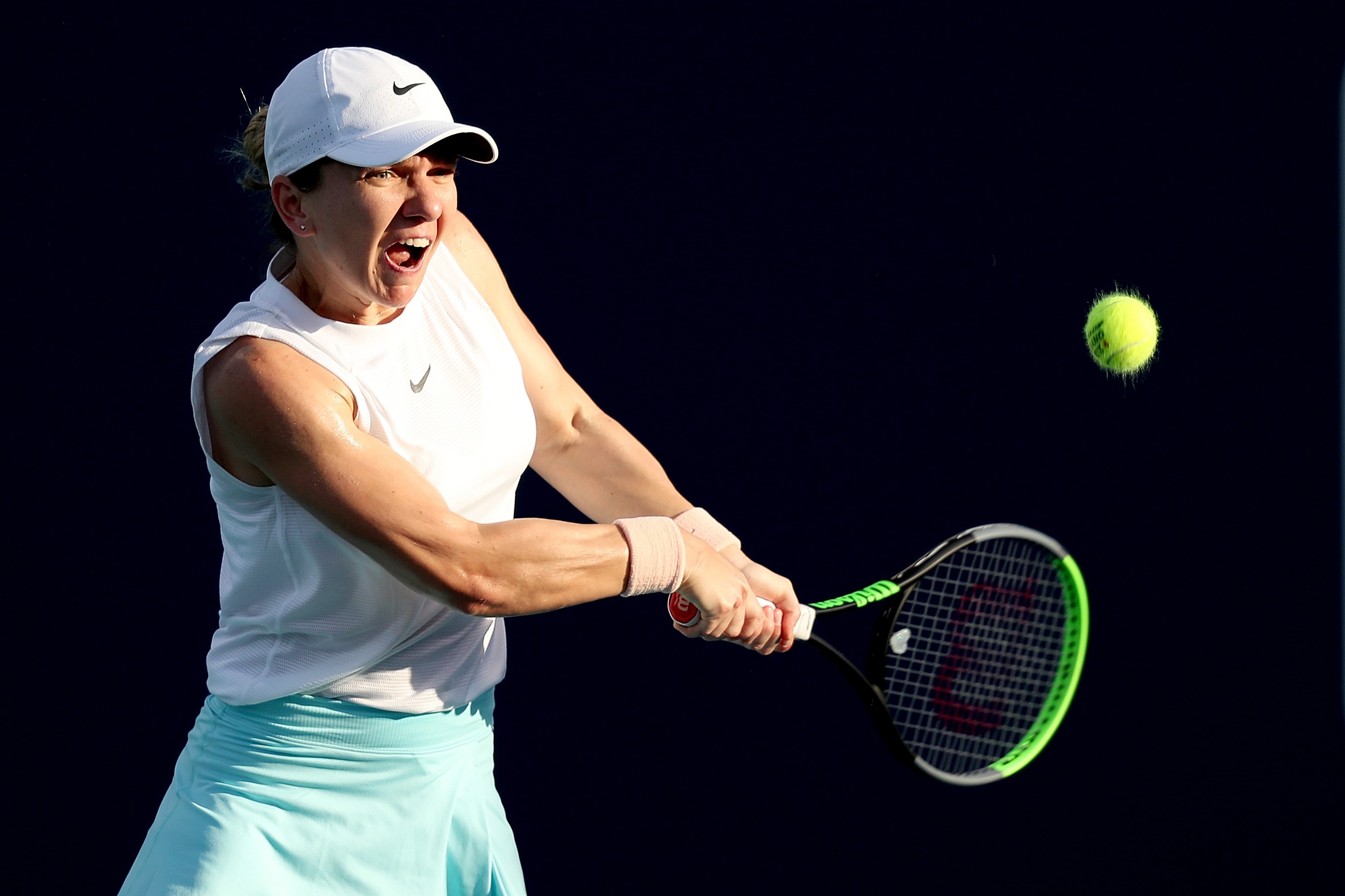 Petenis Rumania Simona Halep membukukan kemenangan ke-400 dalam karier tenis WTA-nya.