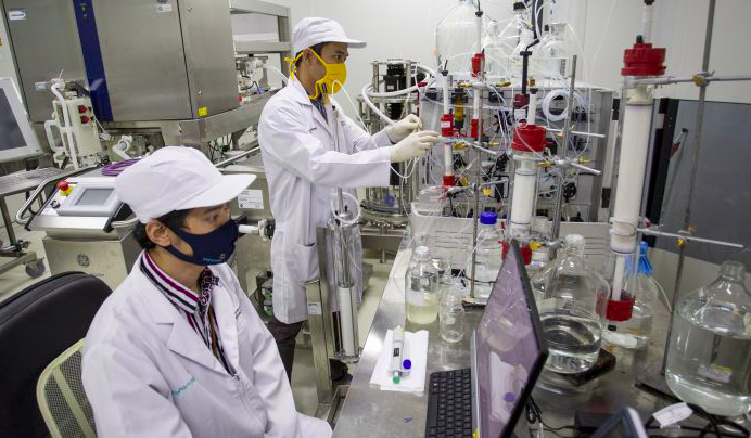 Menristek: Indonesia tak Lakukan Nasionalisasi Riset Covid-19