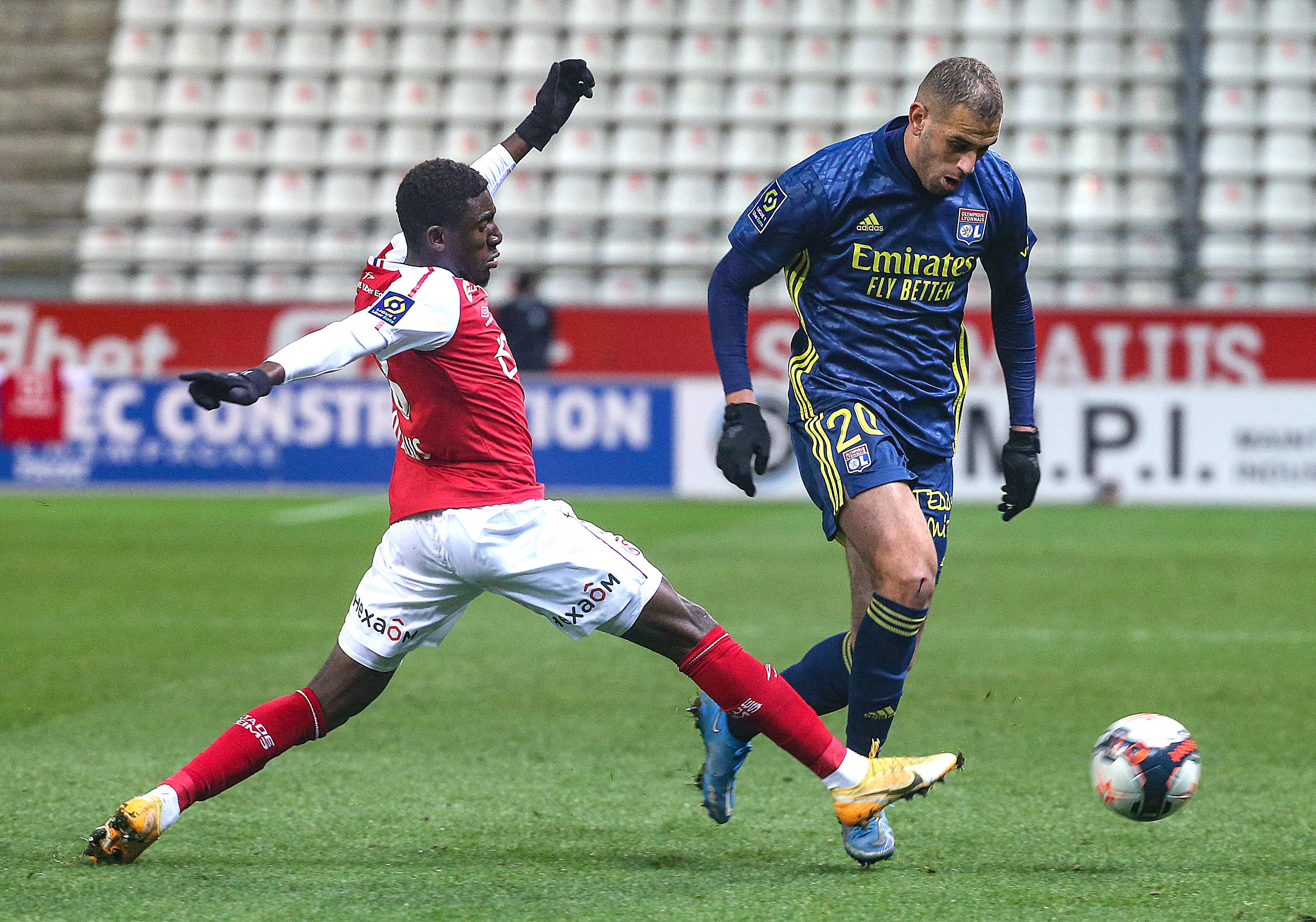 Pertandingan Lyon melawan Reims