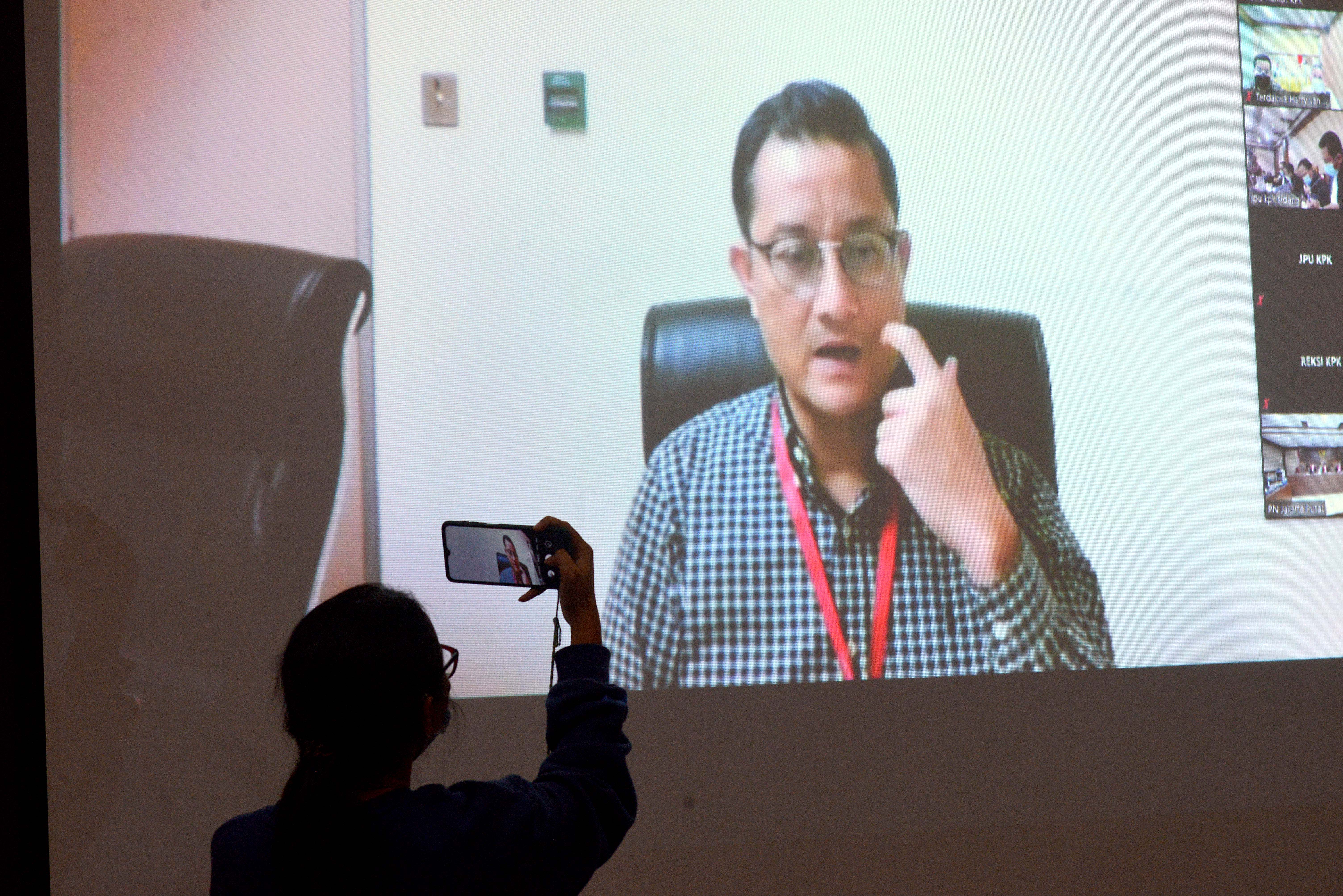 Terdakwa Juliari Batubara 