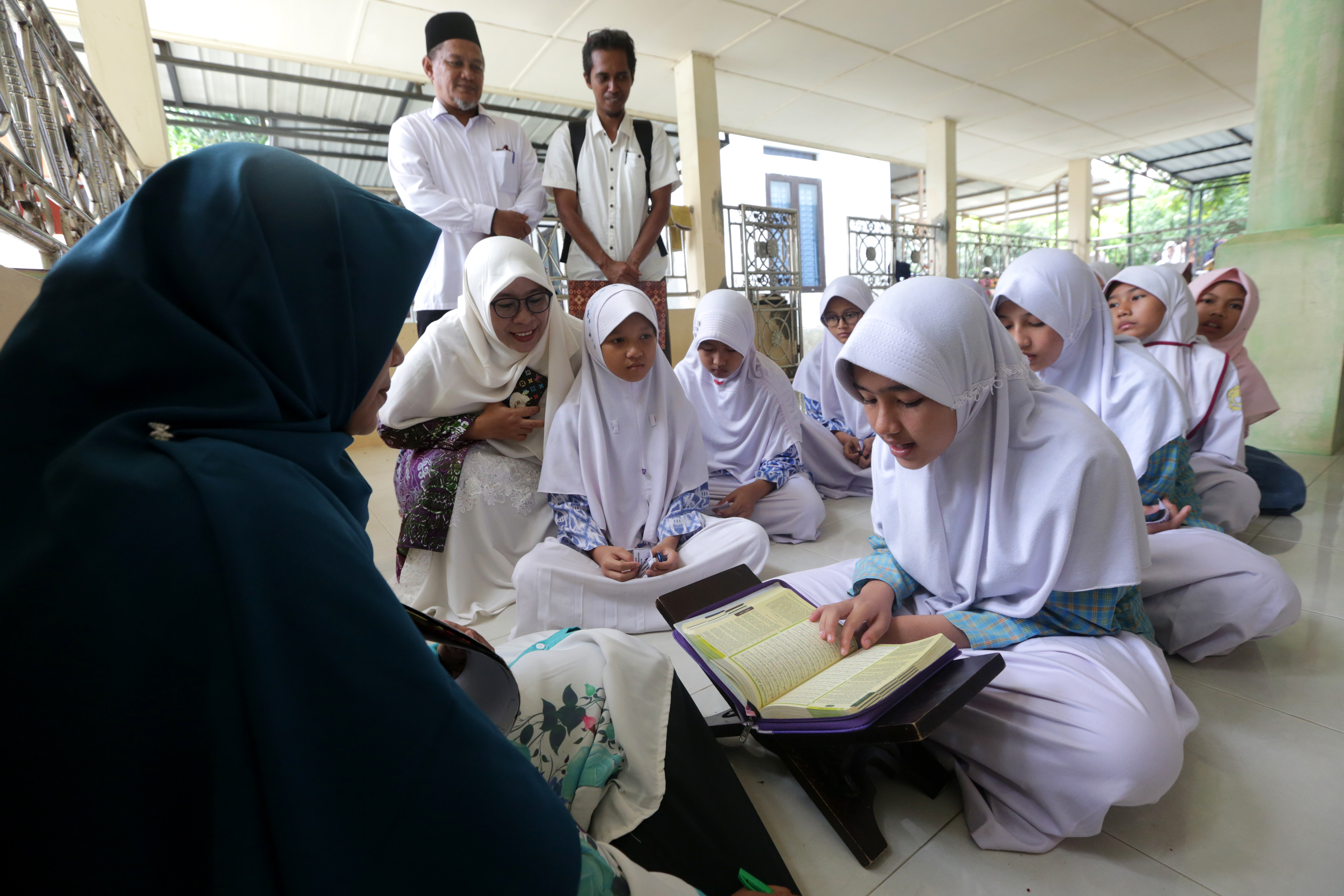 Siswa kelas VI SD mengikuti seleksi untuk masuk kelas VII SMP unggulan di SMP 19 Percontohan, Banda Aceh, Aceh, Rabu (29/1/2020)