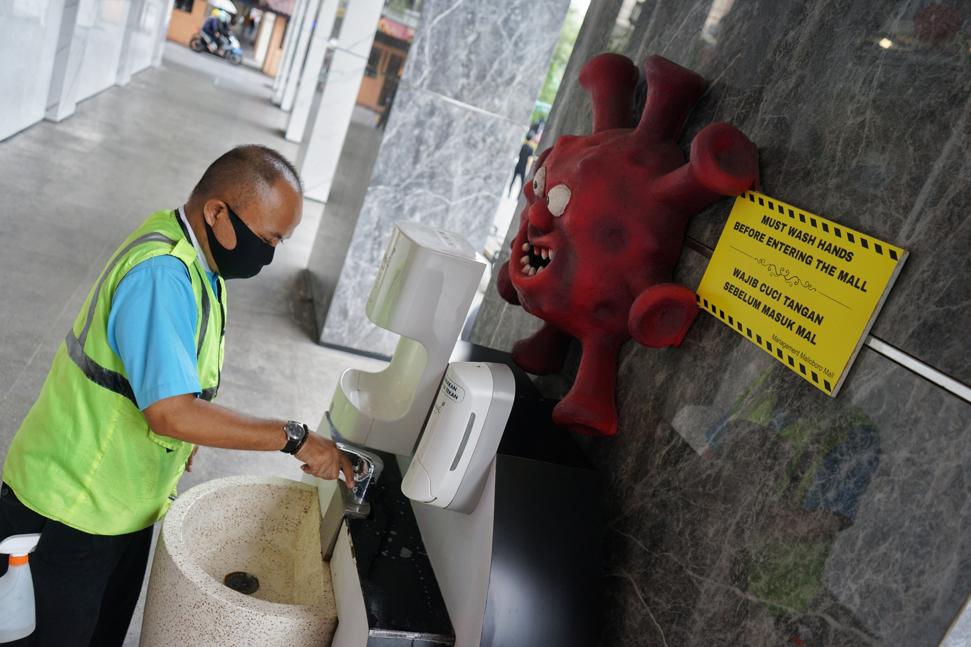 Cuci Tangan Pakai Sabun Harus Jadi Kebutuhan