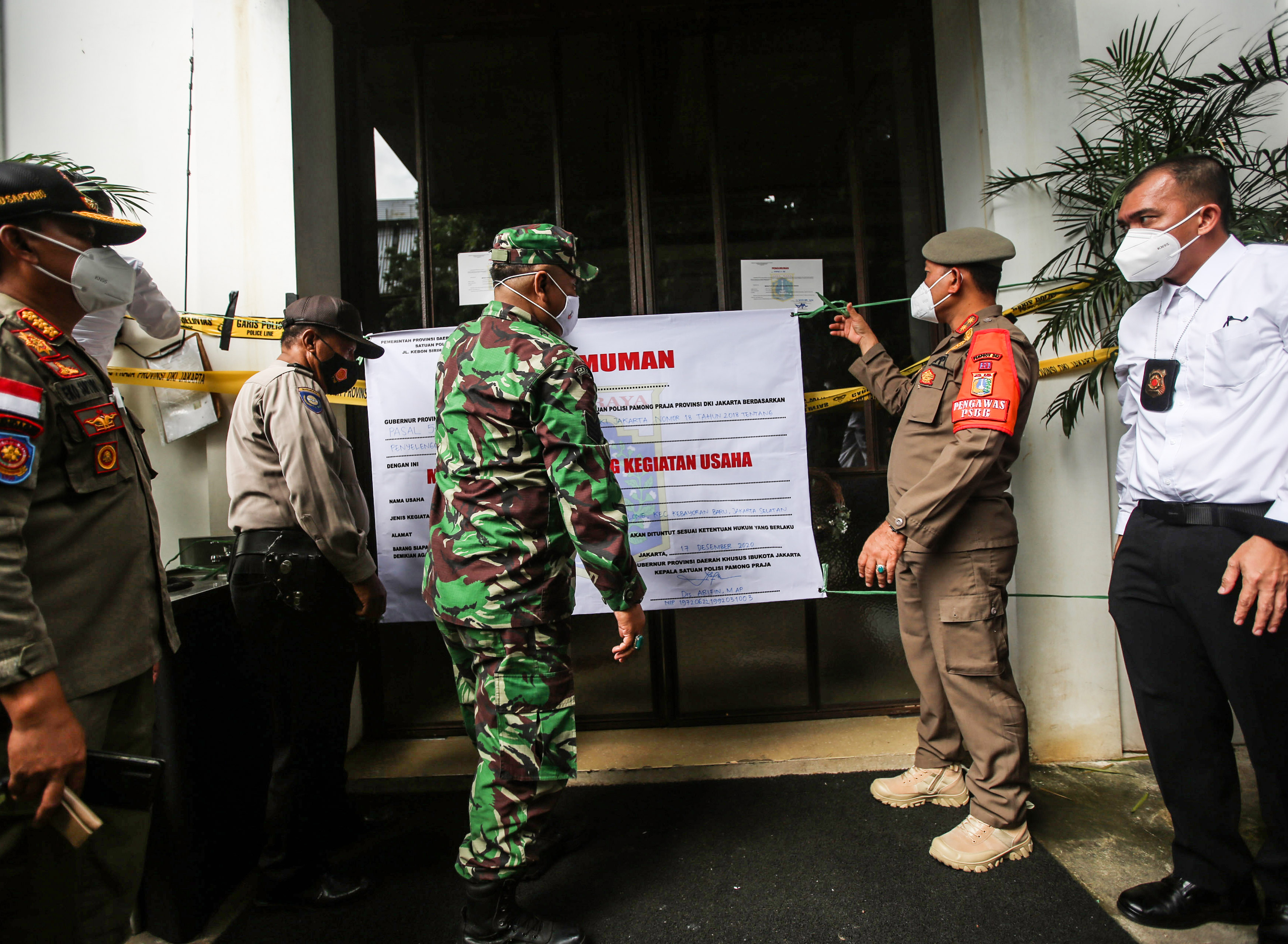 DKI Diminta Belajar ke Singapura Soal Penertiban Tempat Nongkrong
