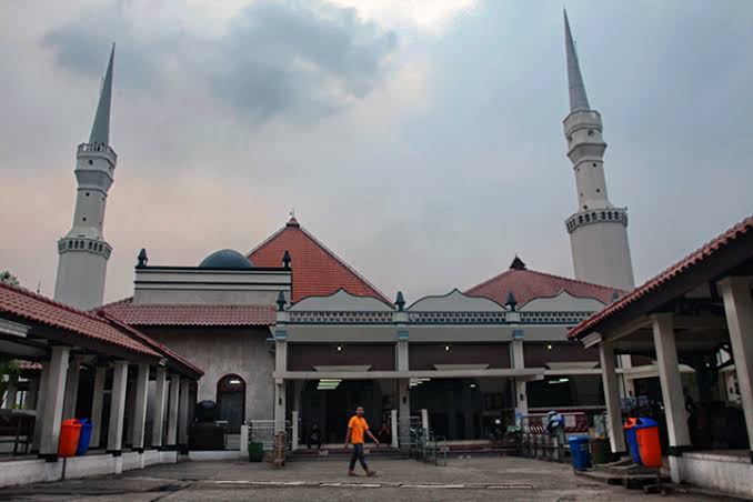 Masjid Luar Batang 
