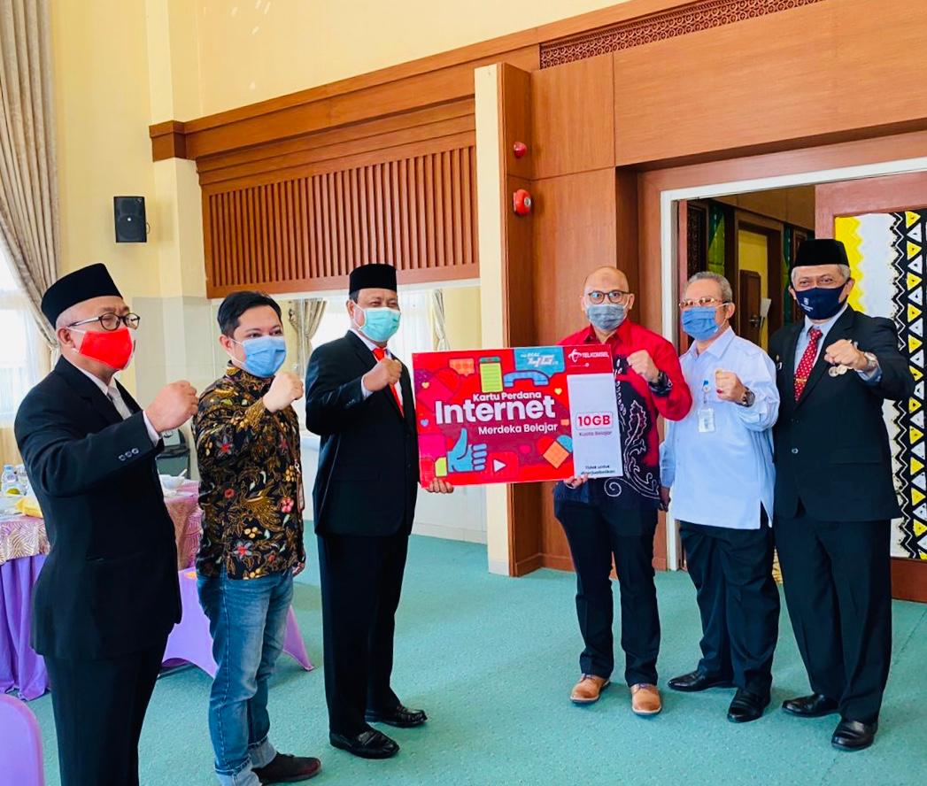 PT Telkomsel terus menjalin kerja sama erat dengan Pemerintah Provinsi Kalimantan Selatan