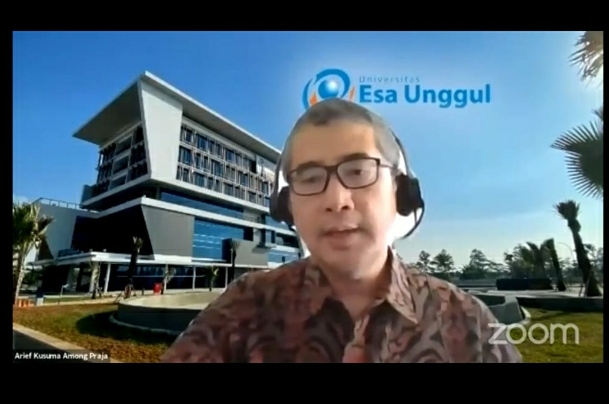 Rektor Universitas Esa Unggul, Arief Kusuma Among Praja