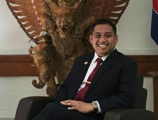 Hasyim Daeng Barang Penjabat Wali Kota Ternate 
