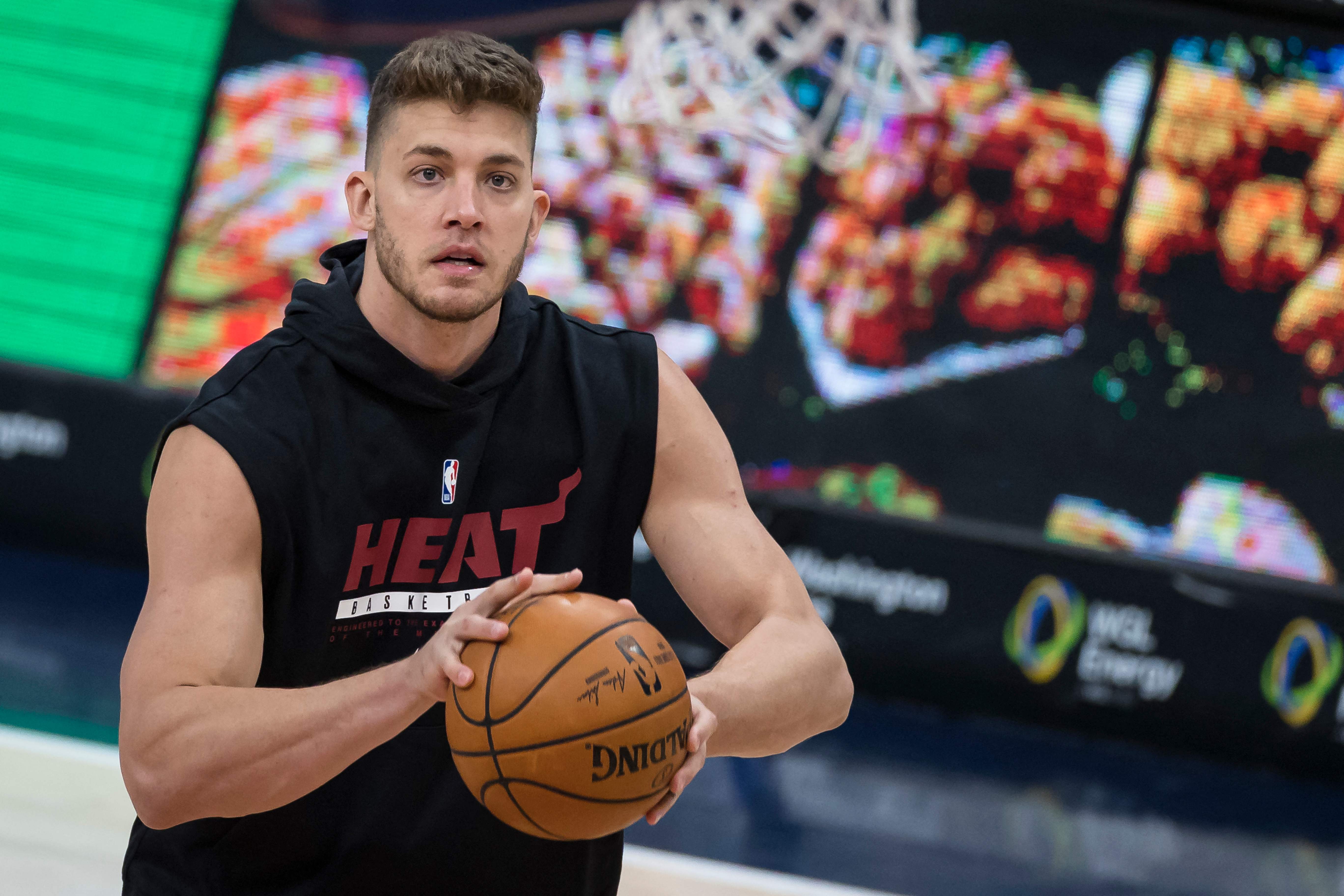 Pemain Miami Heat Meyers Leonard