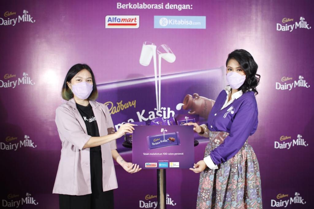 Berkolaborasi Bantu Dana Pendidikan untuk 100 Calon Perawat