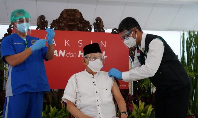 Wapres Ma'ruf Amin Terima Vaksin Covid-19 Dosis Kedua