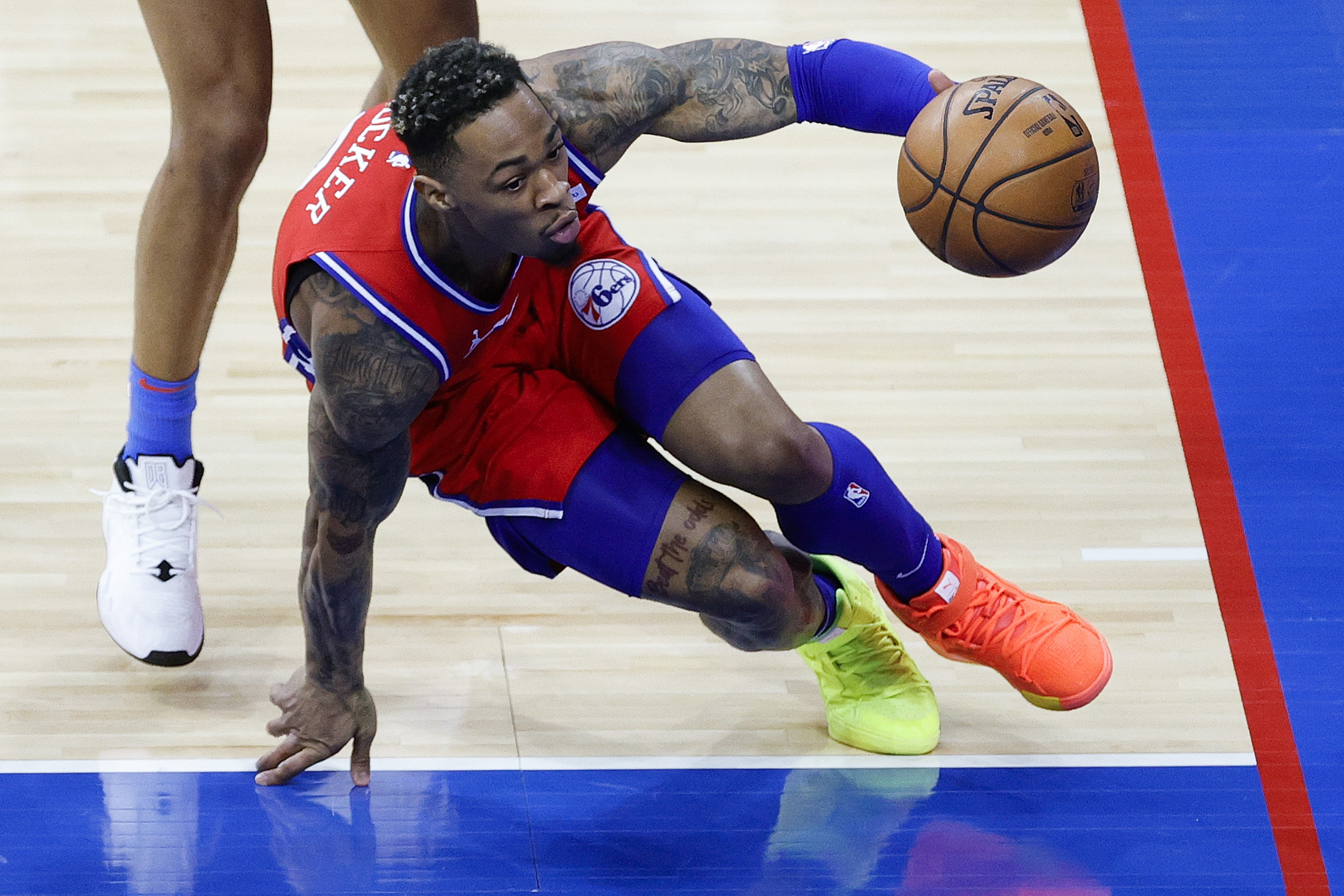 Sixers Tekuk Thunder 121-90 untuk kembali Ke Jalur Kemenangan