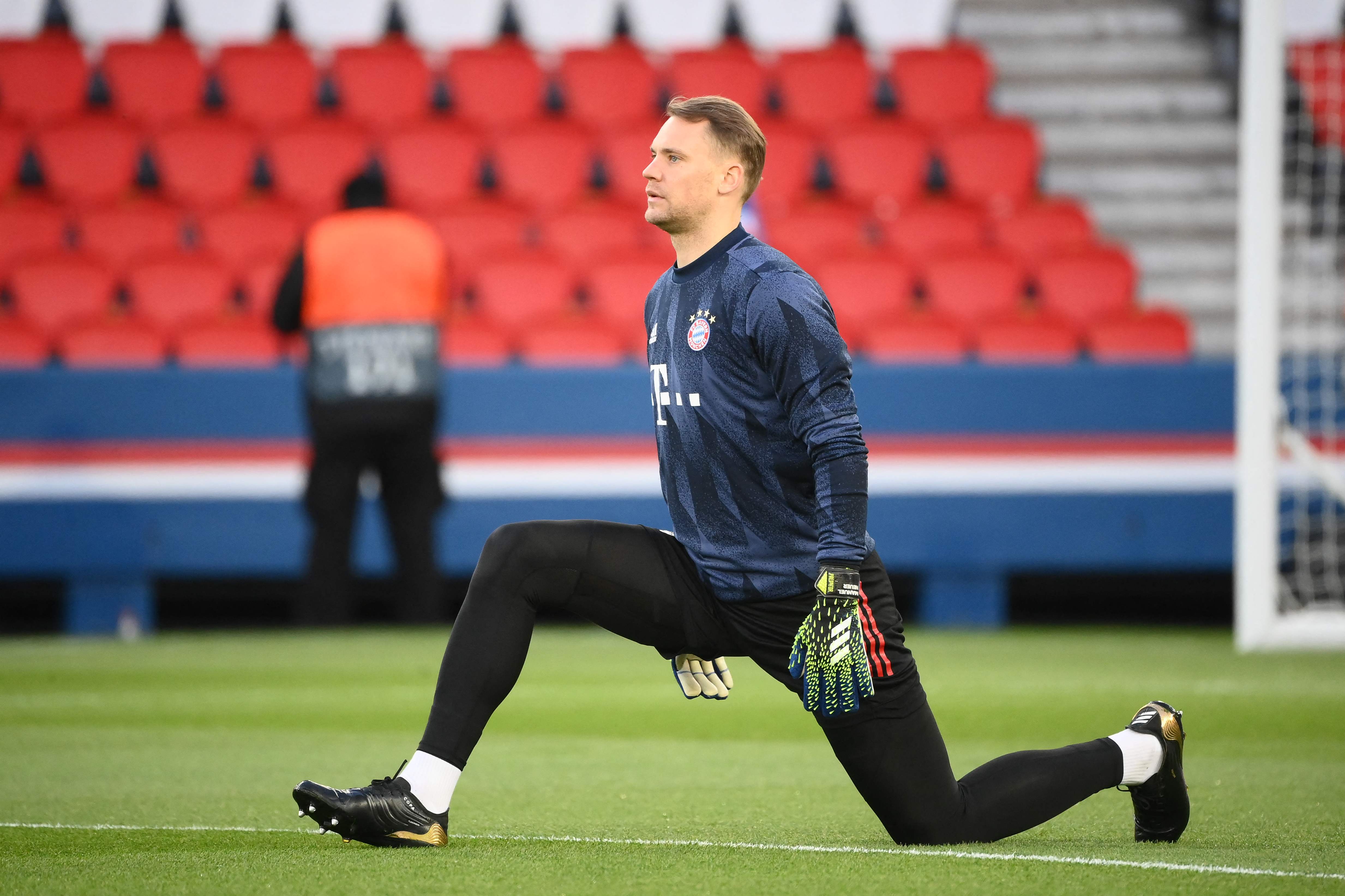 Penjaga gawang Bayern Muenchen Manuel Neuer