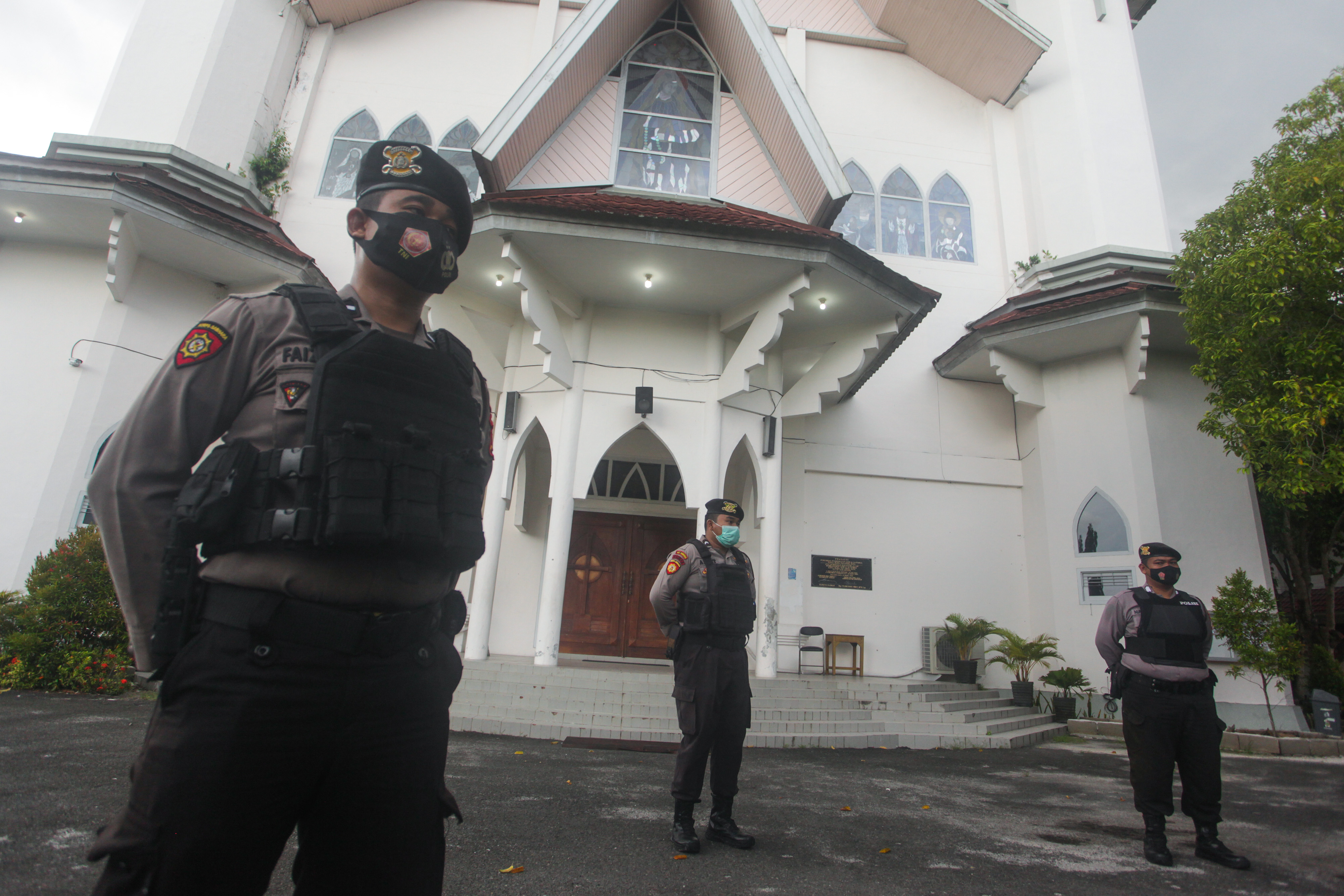 Pengamanan gereja jelang peringatan malam Jumat Agung