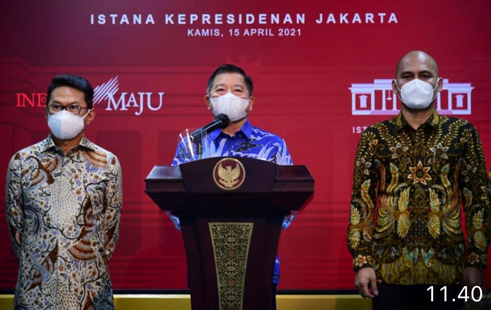 Keterangan pers Menteri PPN usai pertemuan Presiden dna Asosiasi 7 profesi soal Ibu KOta Baru