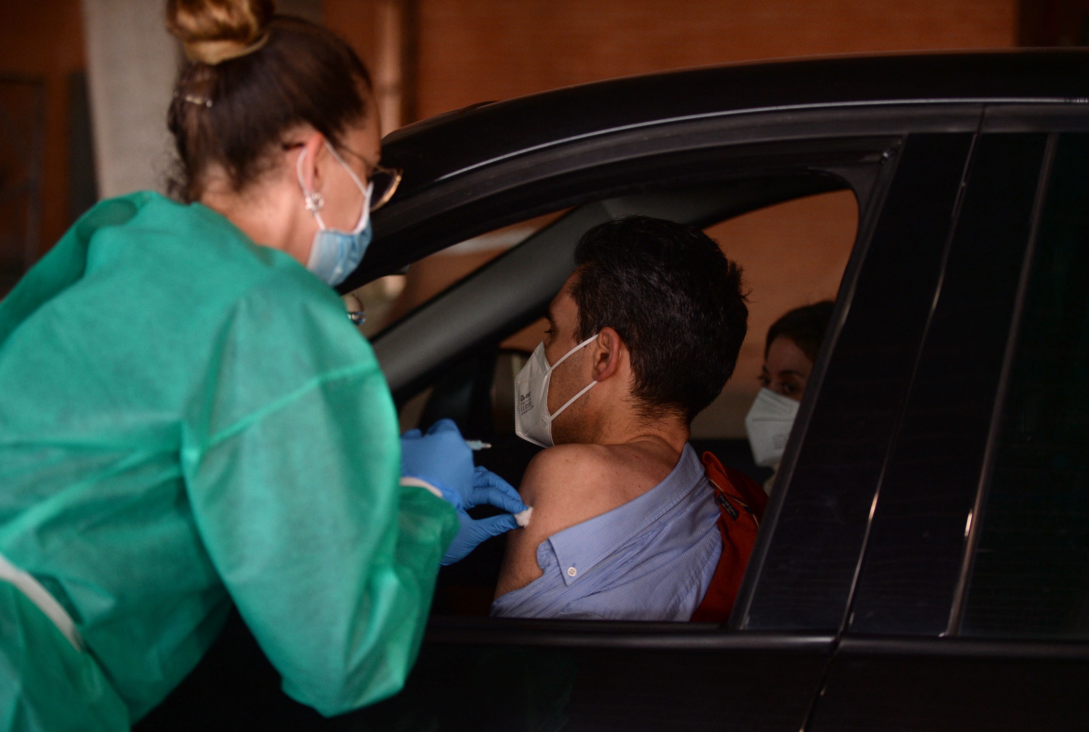 Spanyol Perluas Batasan Umur untuk Vaksinasi AstraZeneca