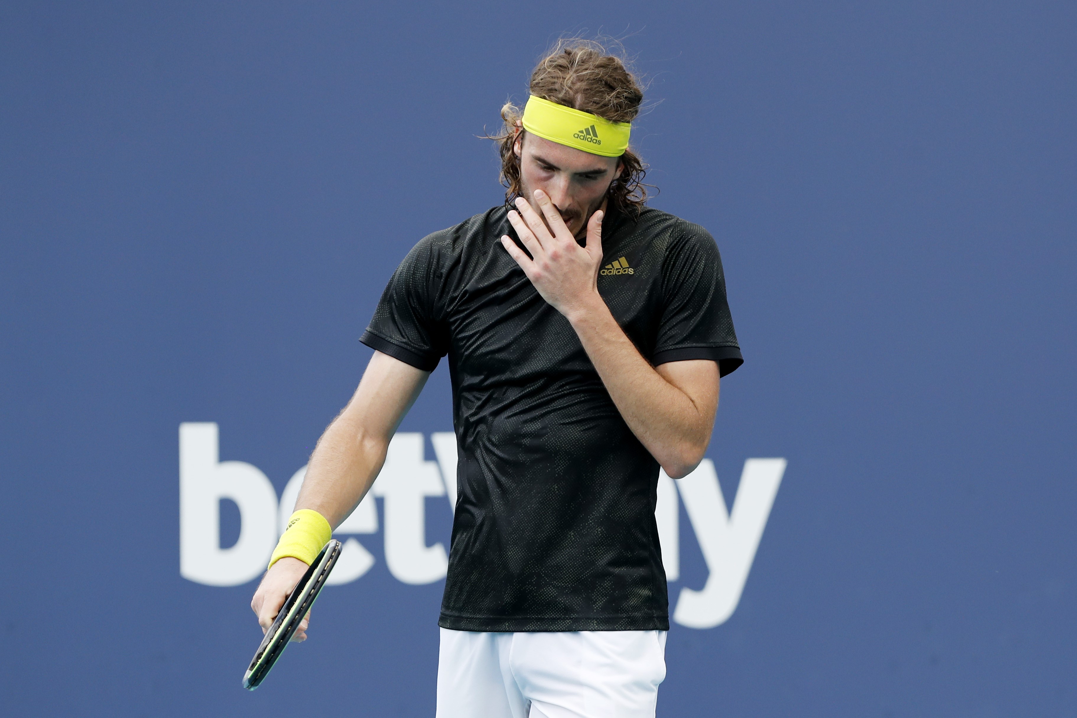 Hurkacz Singkirkan Tsitsipas di Miami Terbuka