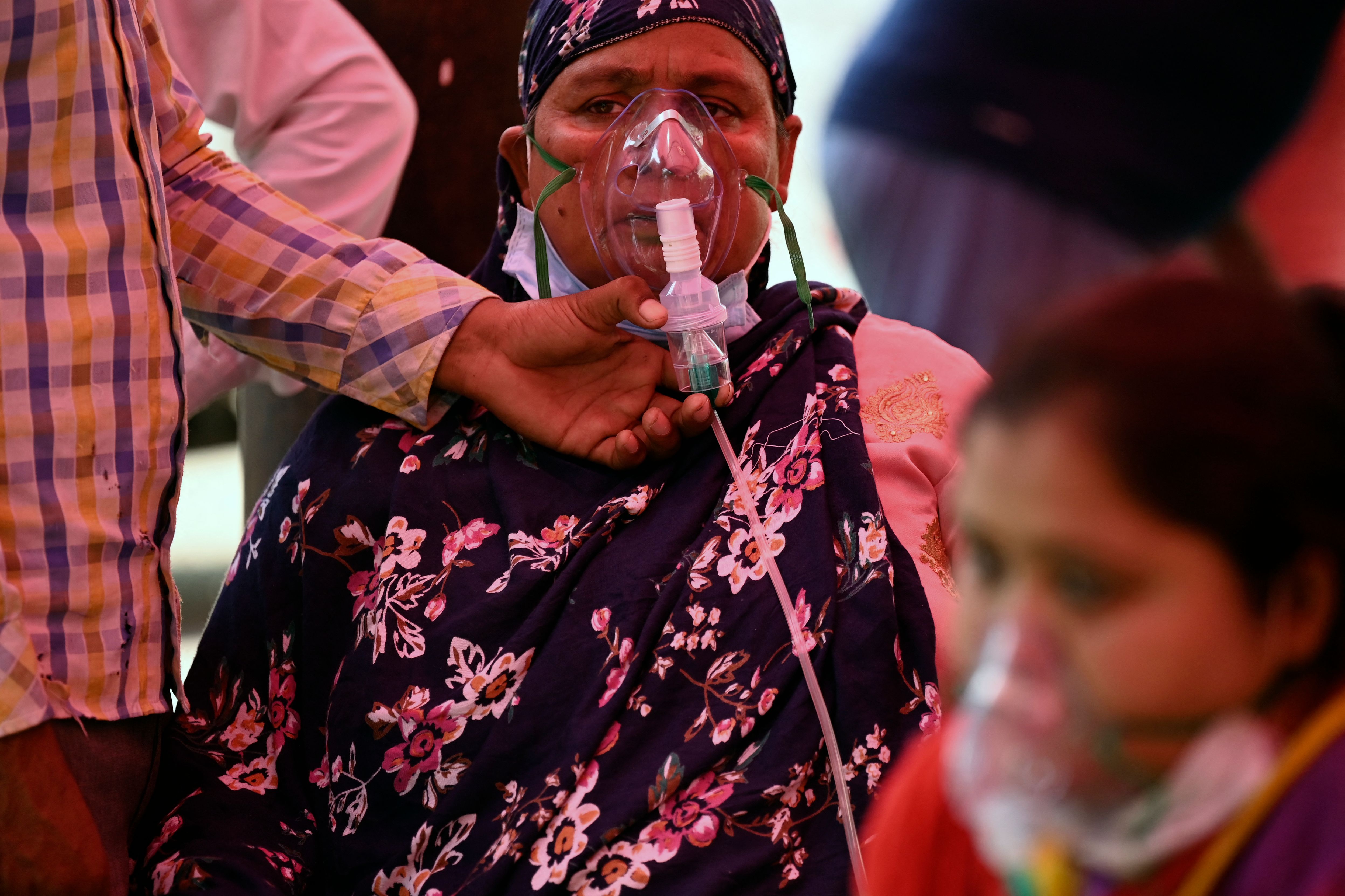 Paket Pertama Bantuan Medis Covid-19 dari Inggris Tiba di India