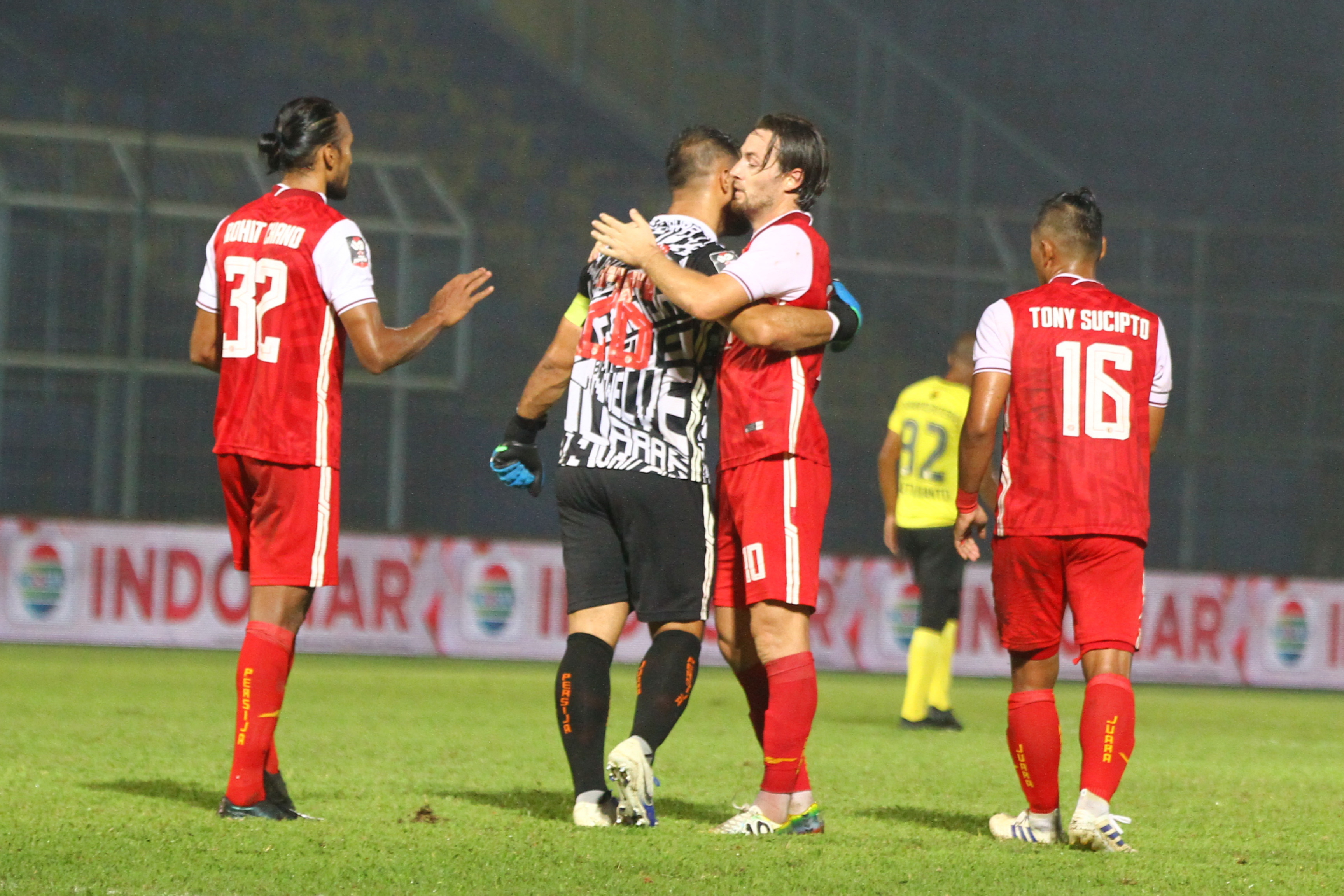 Pemain Persija Jakarta selebrasi usai mengalahkan Barito Putera di Babak Perempat Final Piala Menpora di Stadion Kanjuruhan, Malang, Jatim. 