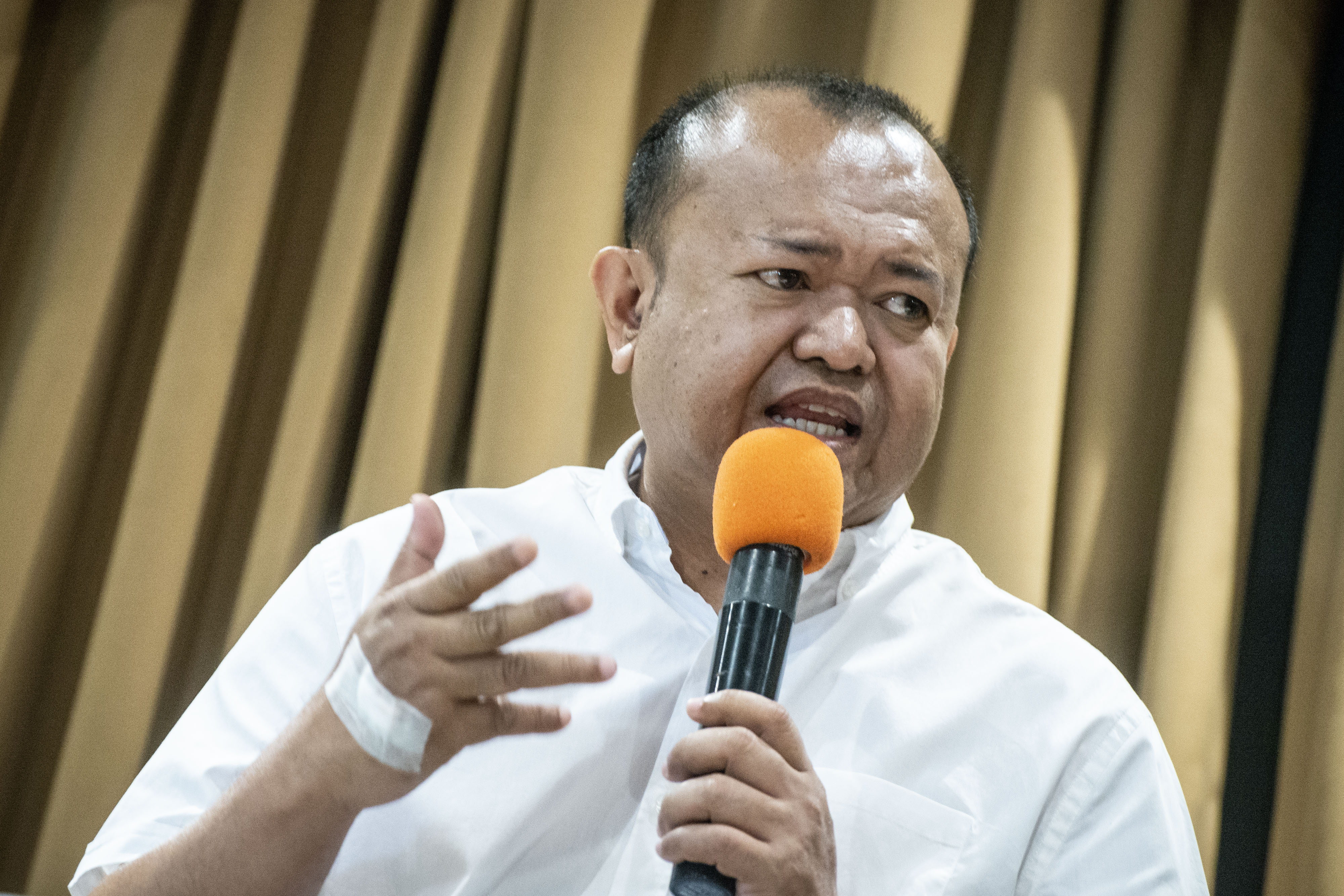 Prof. M atau Muradi, Bantah Pernah Nikahi Miss Landscape