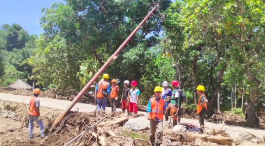 Desa Terdampak Banjir di Adonara Listrik Belum Pulih
